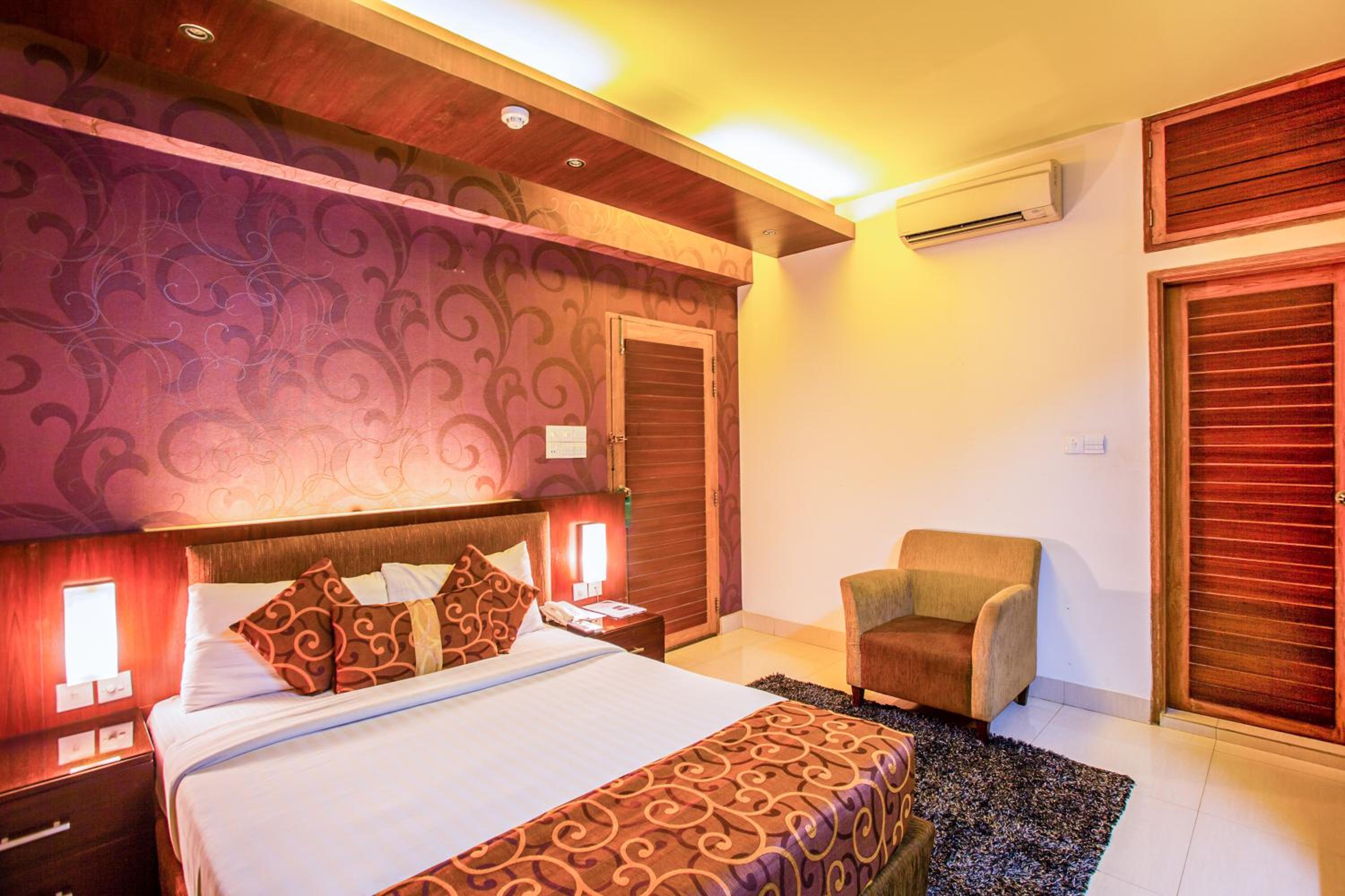 Deluxe Double Room with Balcony