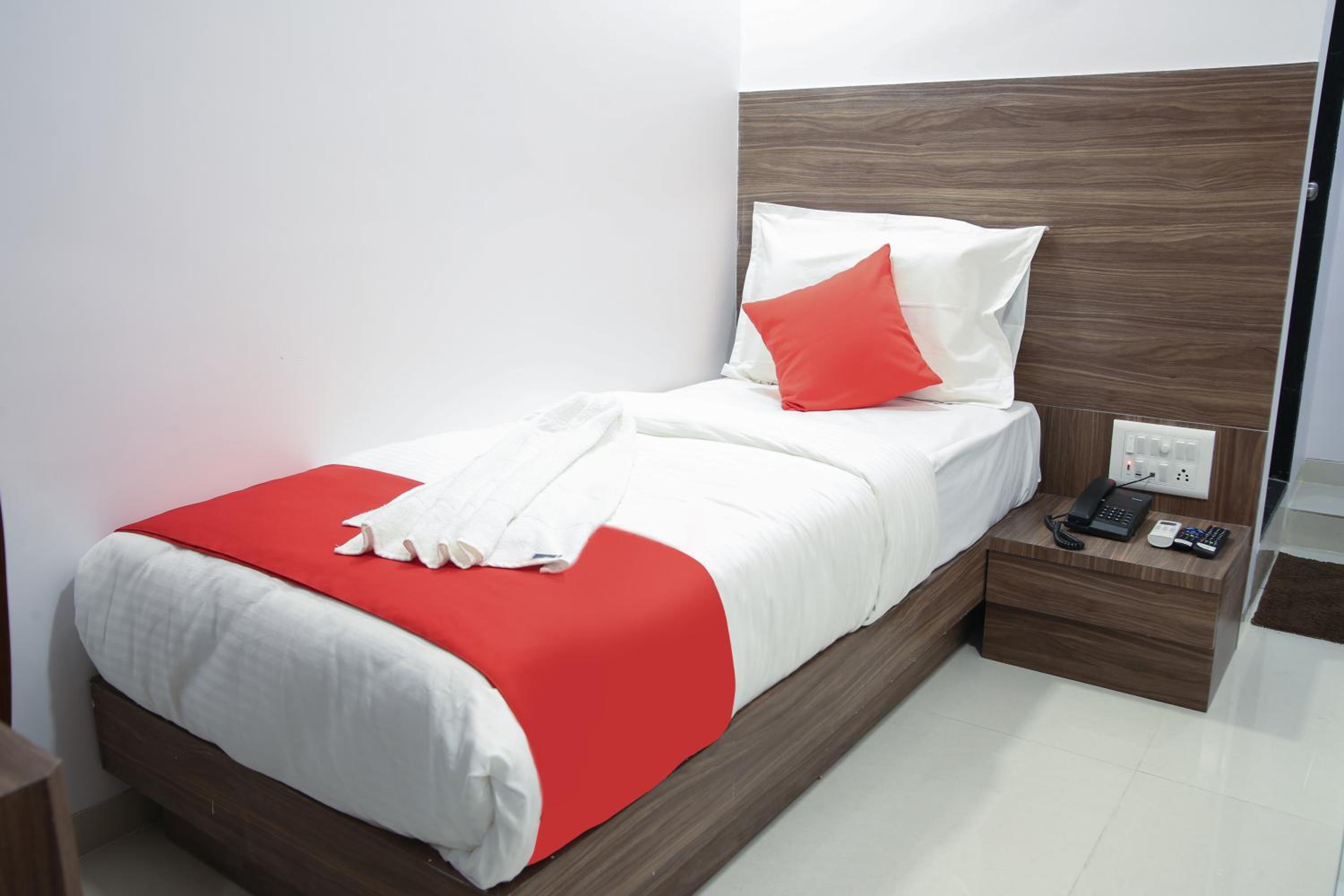 Single Room - AC