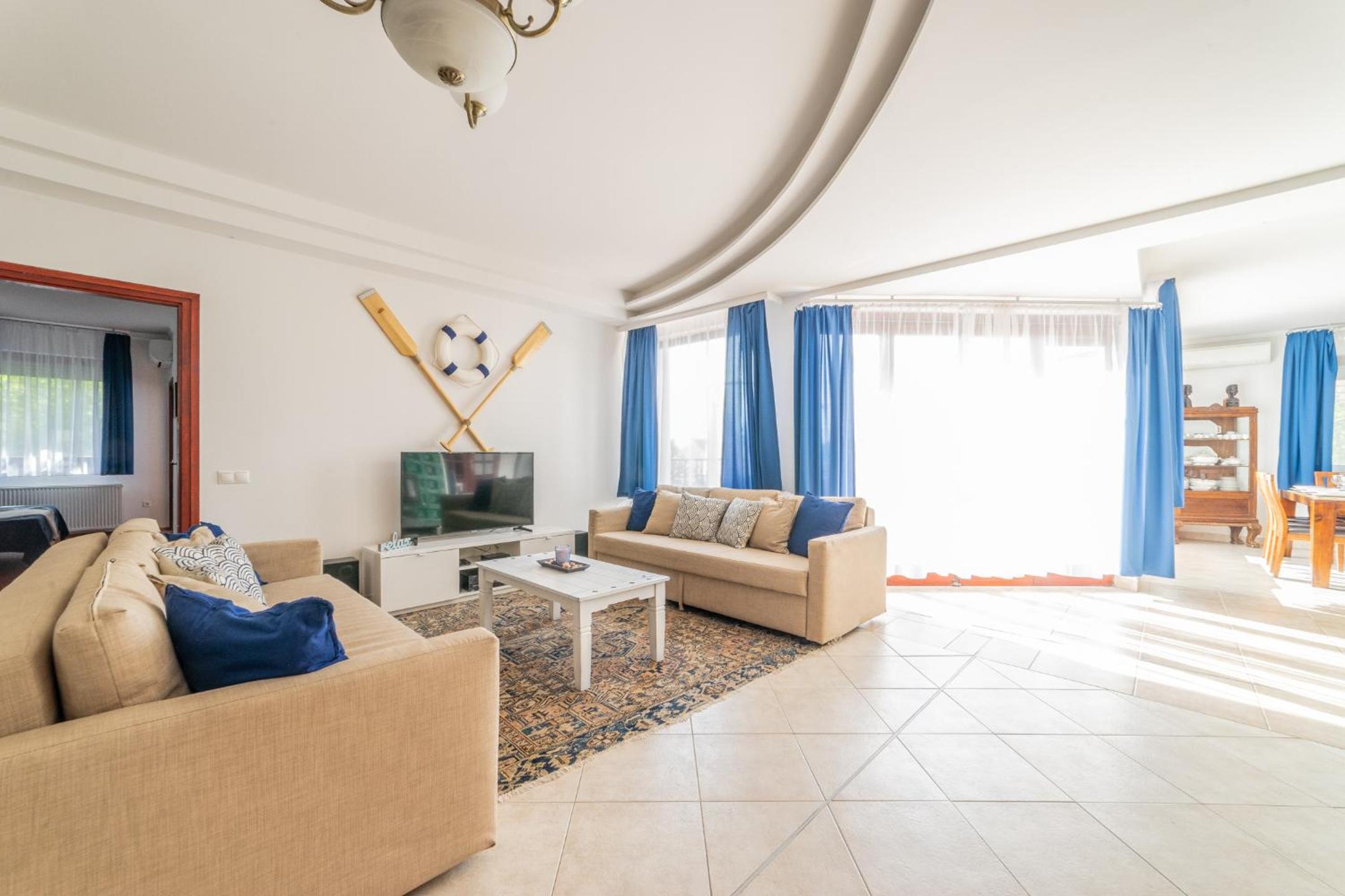 Apartment with Sea View photo 1