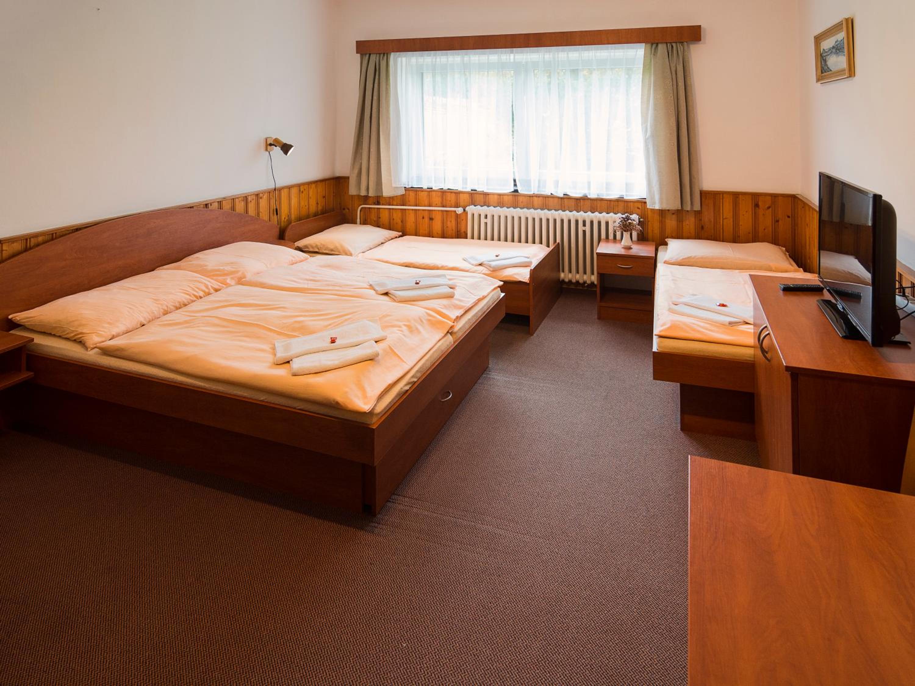 Quadruple Room with Bathroom