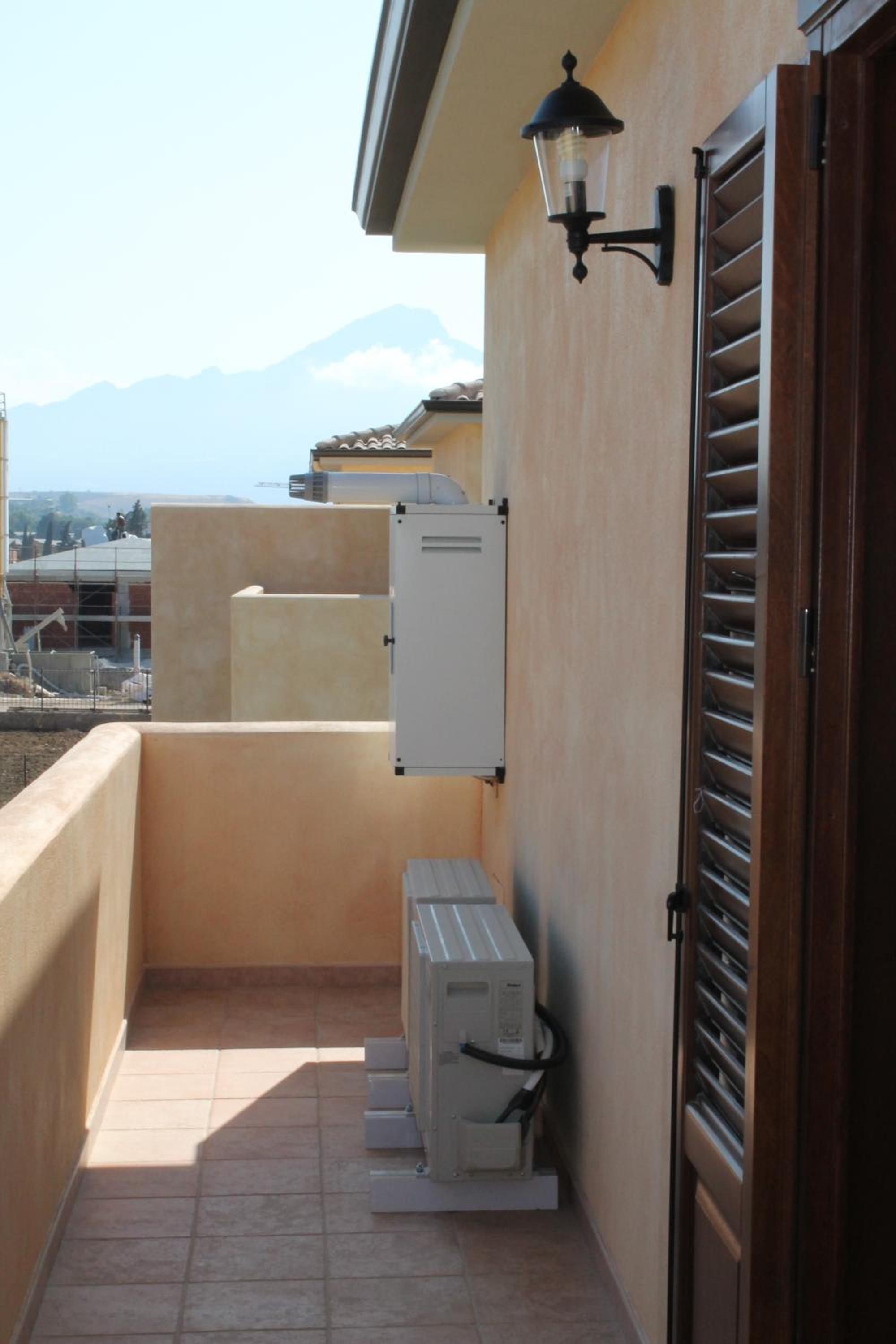 One-Bedroom Apartment with Balcony - Photo 18