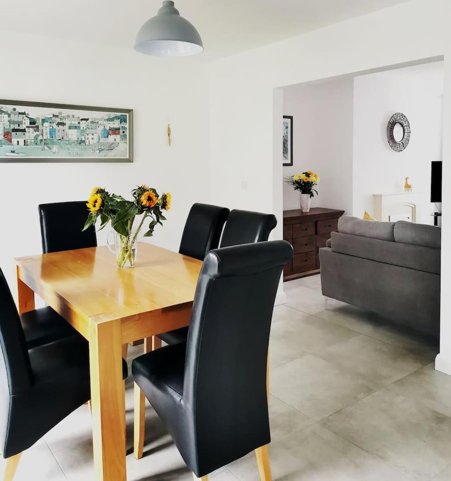 Four-Bedroom House - Photo 22