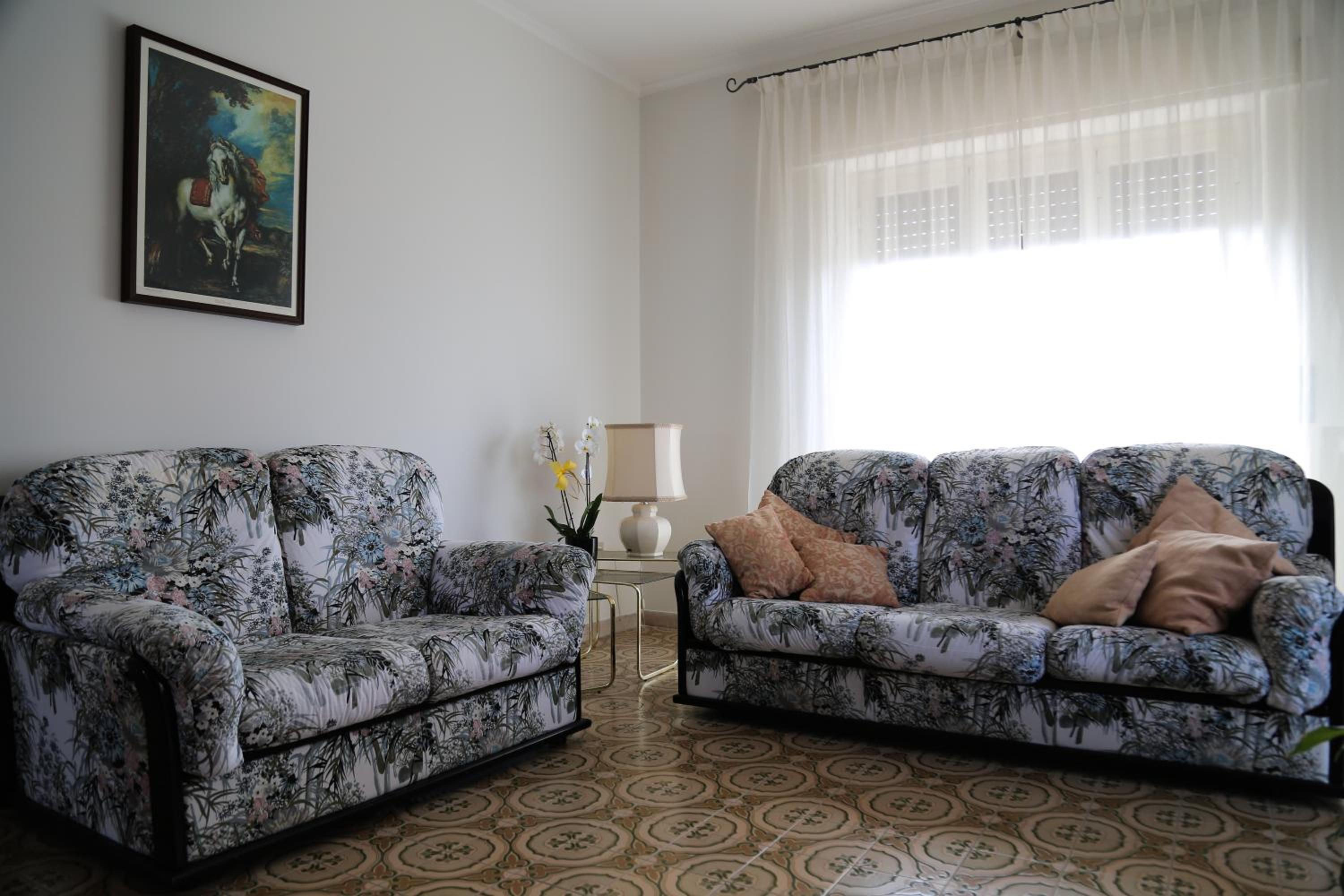 Apartment with Balcony - Photo 23