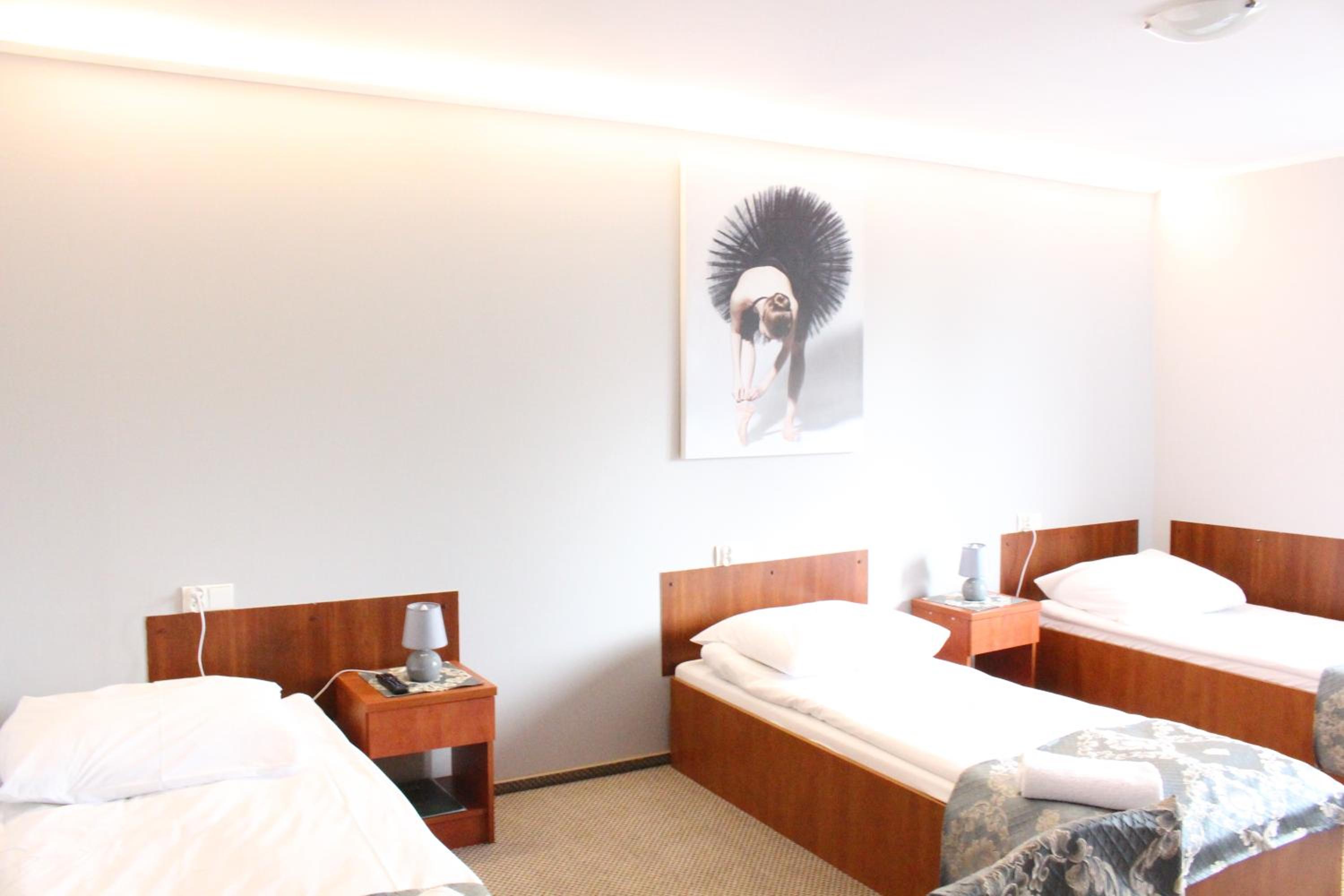 Triple Room - Photo 2
