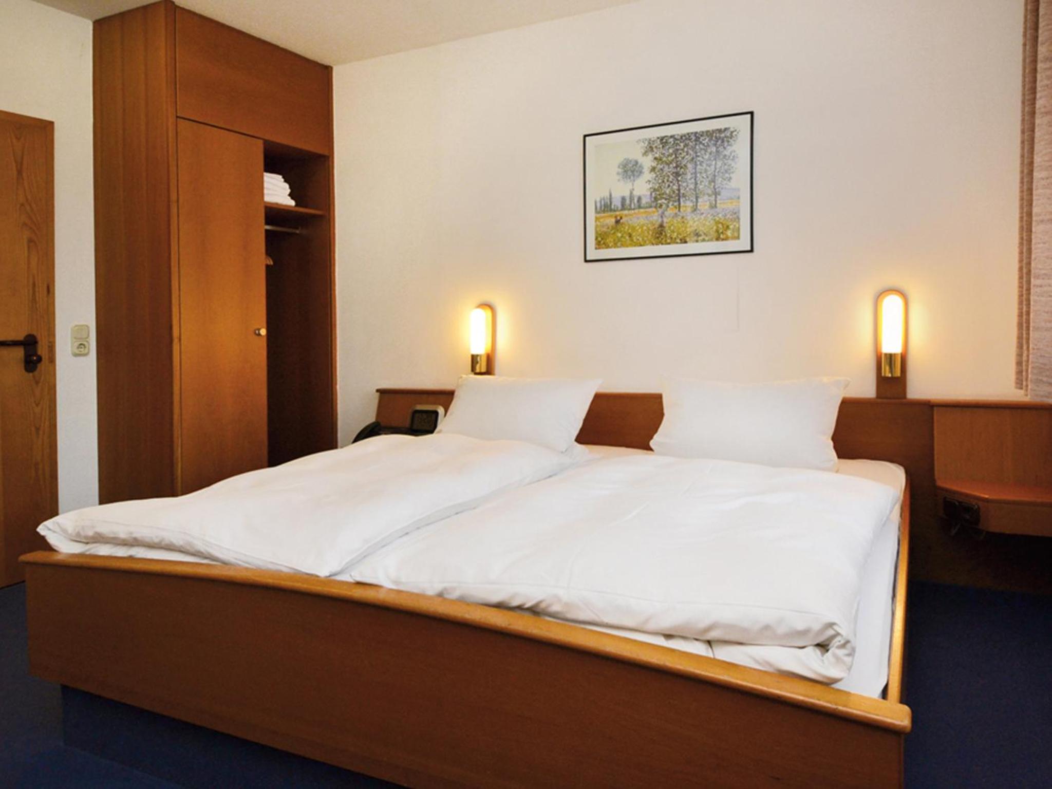 Small Economy Double or Twin Room - Photo 1