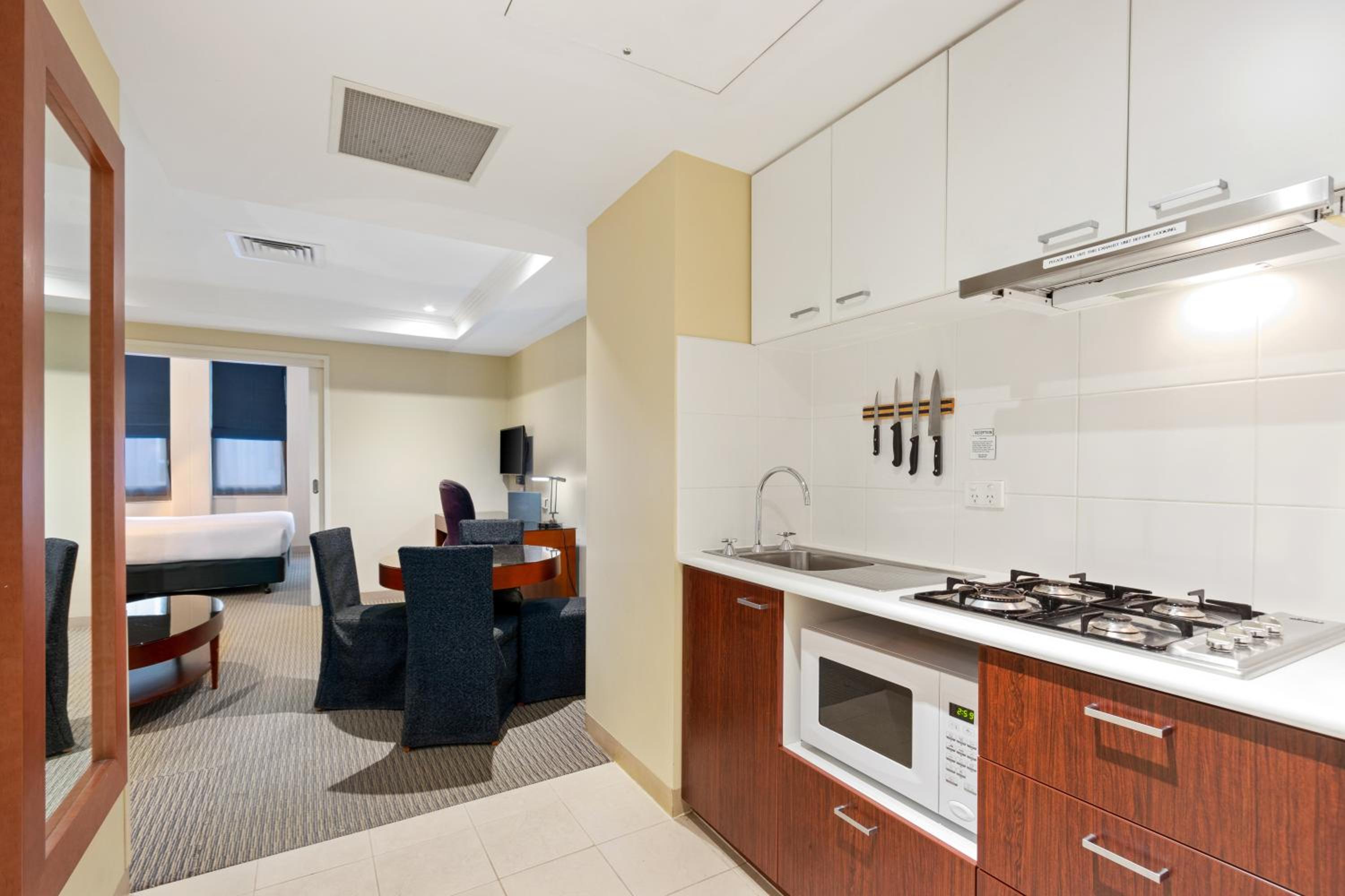 Two-Bedroom Apartment - Photo 5