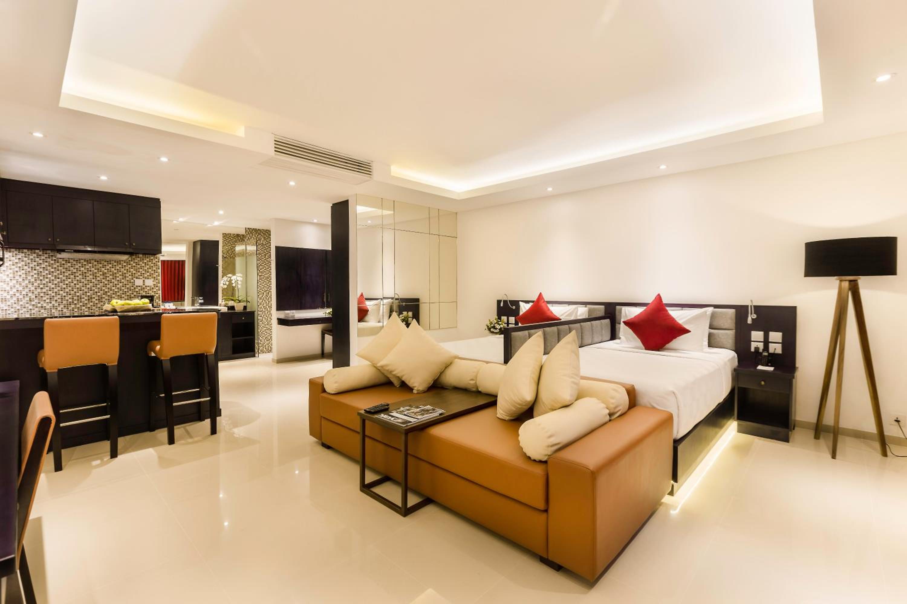 One Bedroom Deluxe Villa with Private Pool - Photo 13