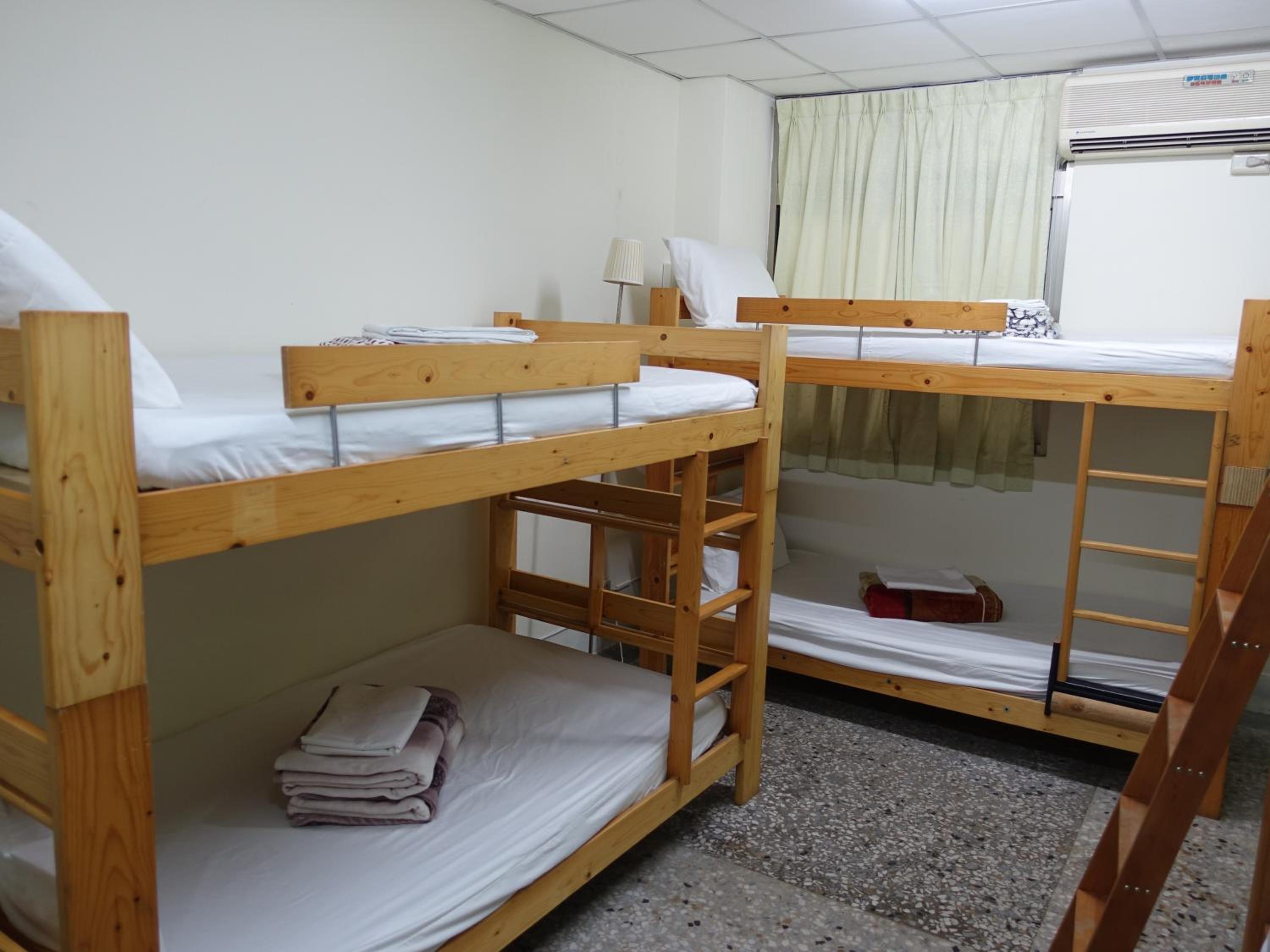 Bunk Bed in Mixed Dormitory Room photo 2