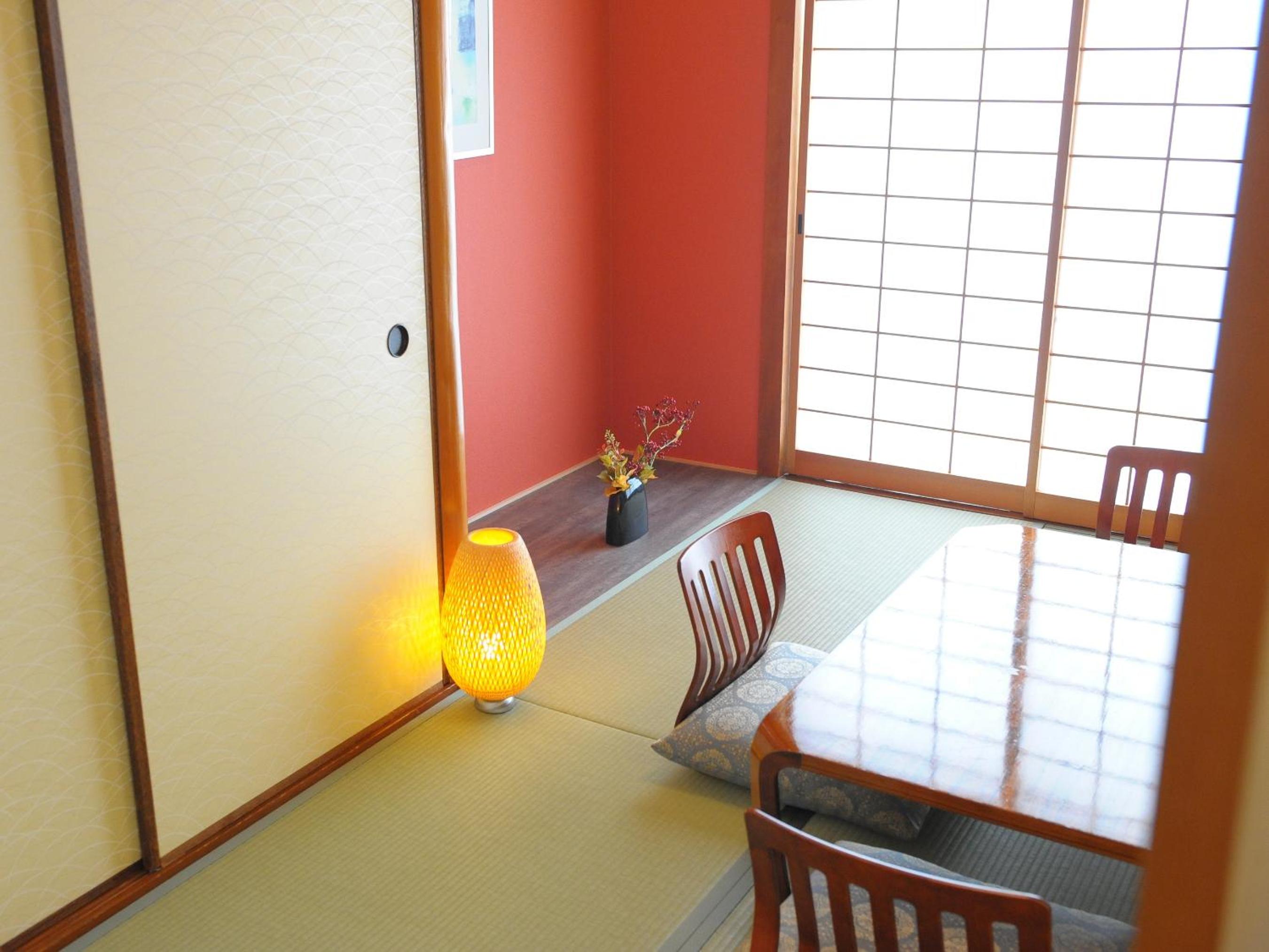 Two-Bedroom Suite - Photo 4