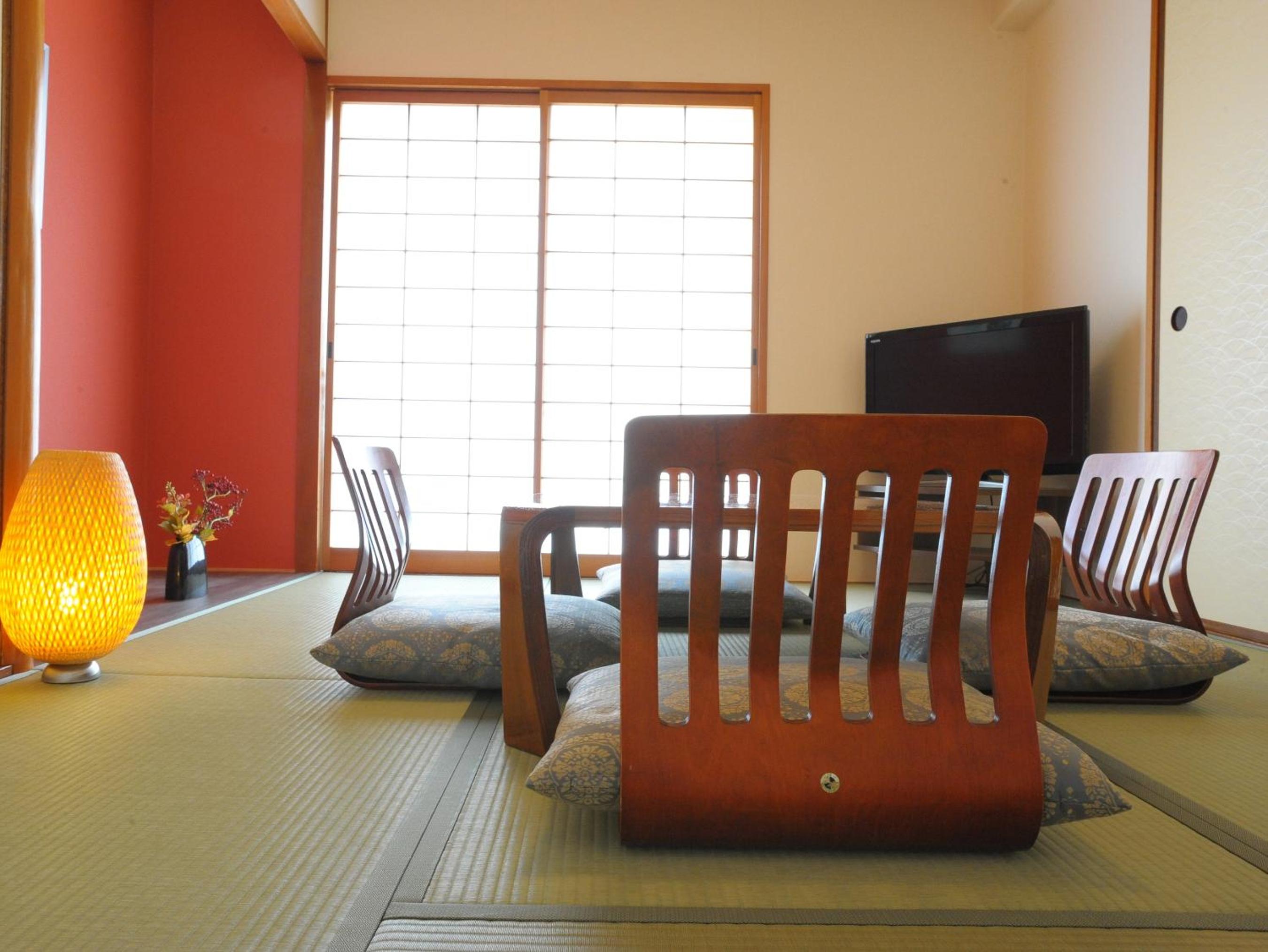 Two-Bedroom Suite - Photo 5