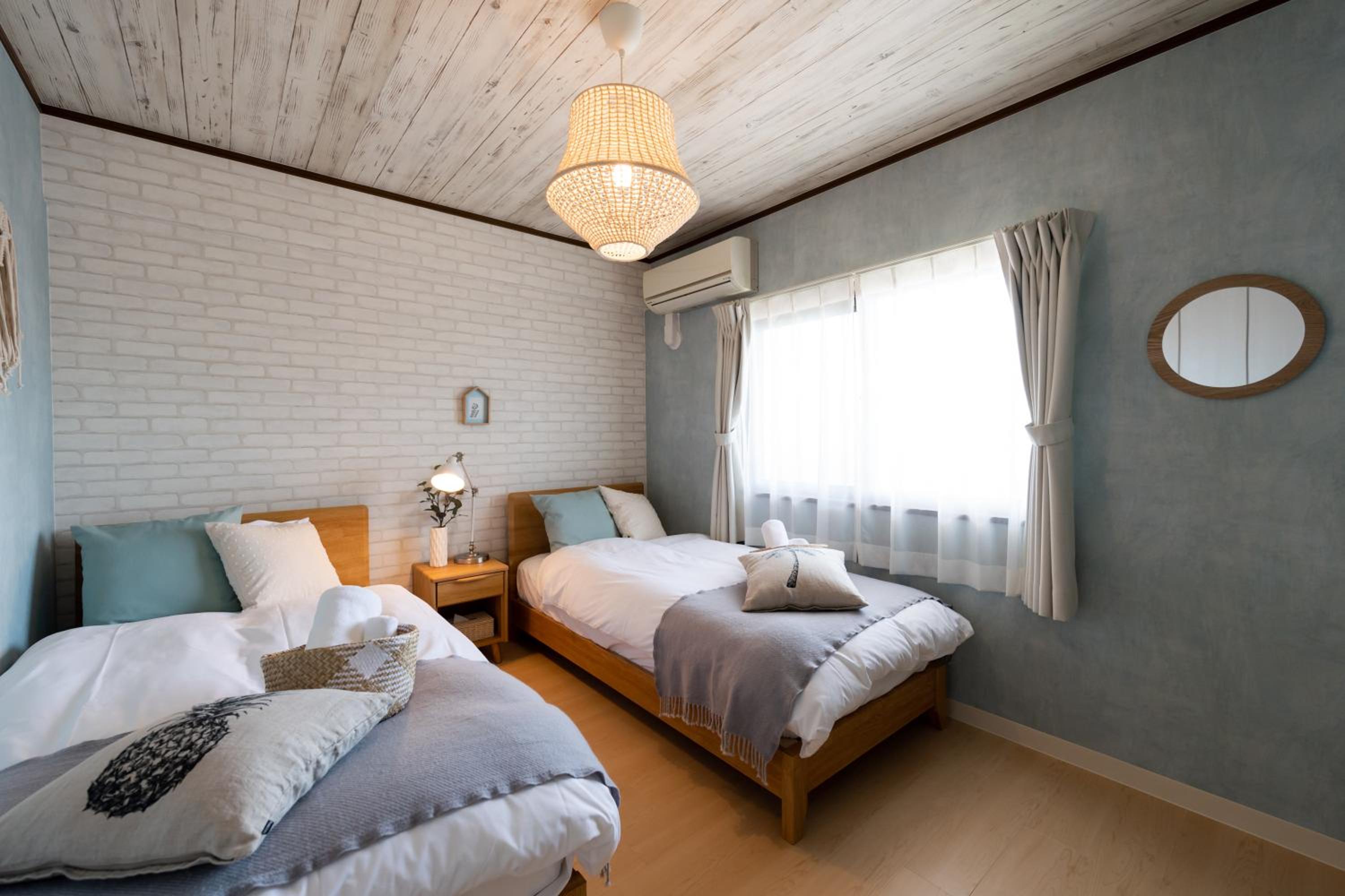 Two-Bedroom Apartment - Small Dog Friendly - Photo 8