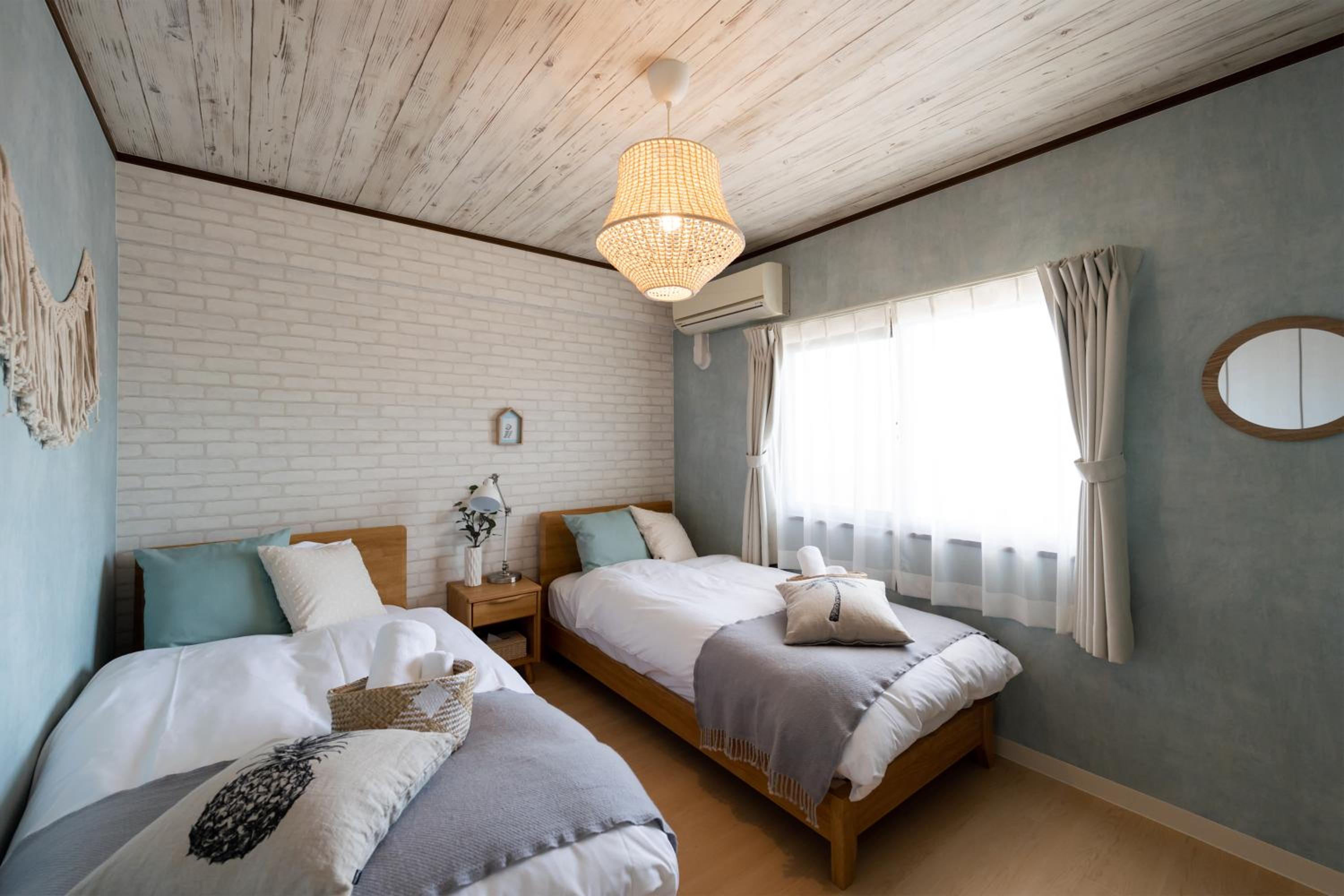 Two-Bedroom Apartment - Small Dog Friendly - Photo 6