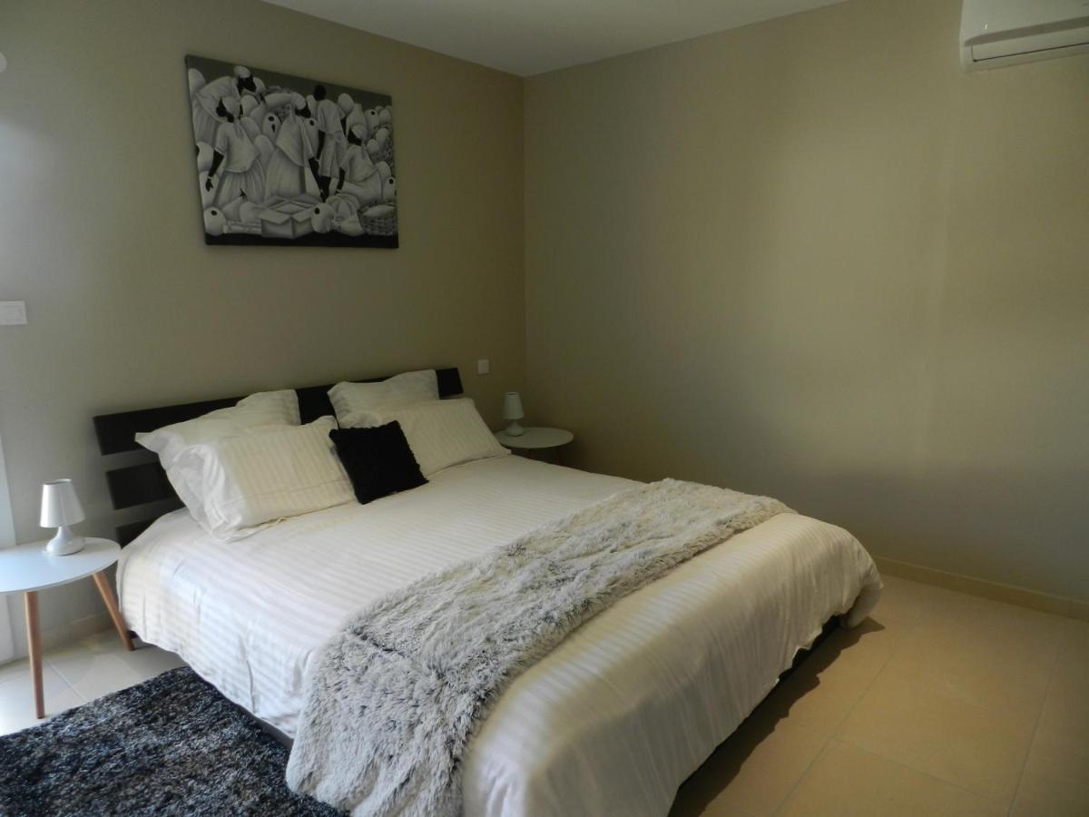 Queen Room with Garden View