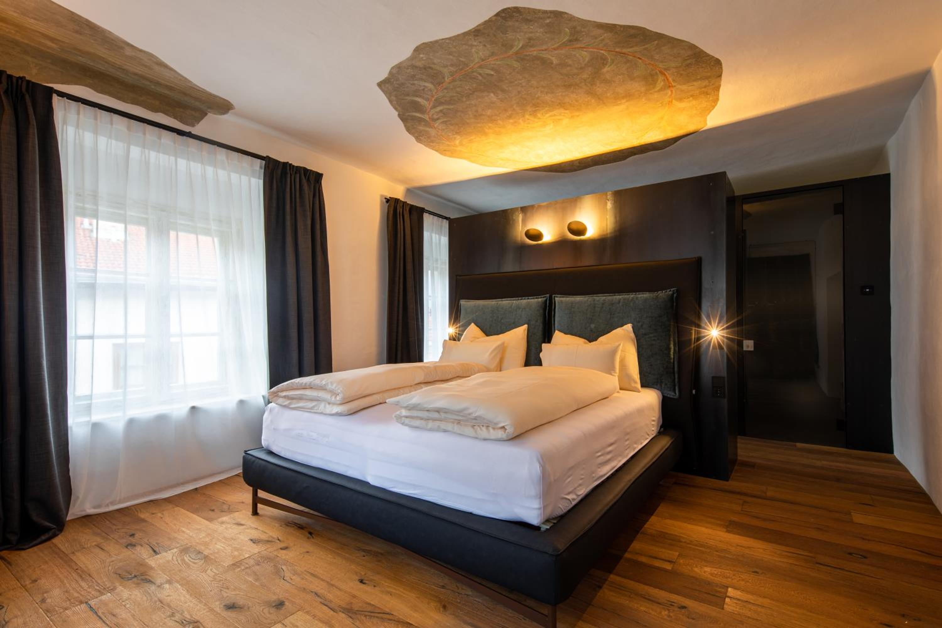 Suite with City View