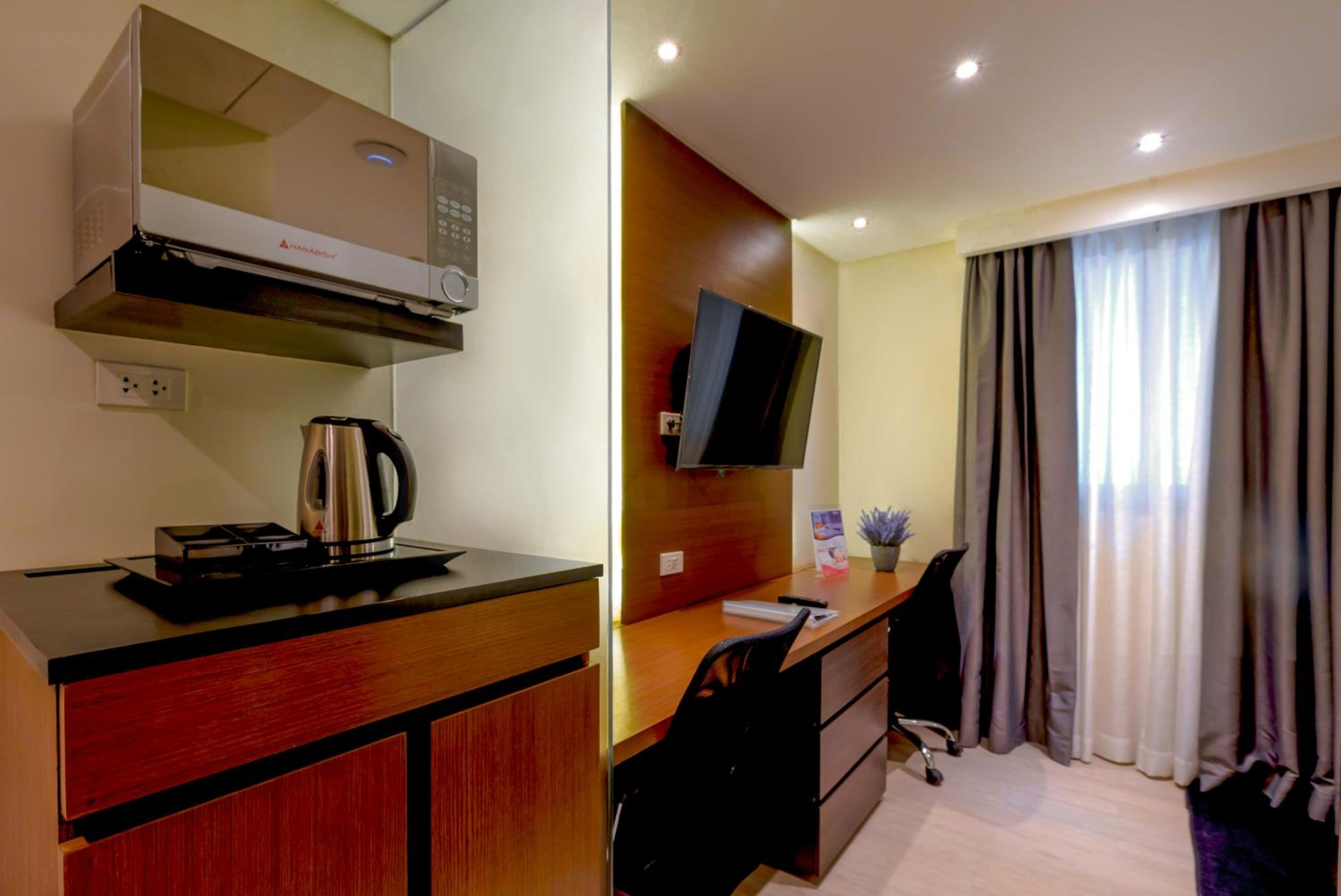 Standard Queen Room - Photo 2