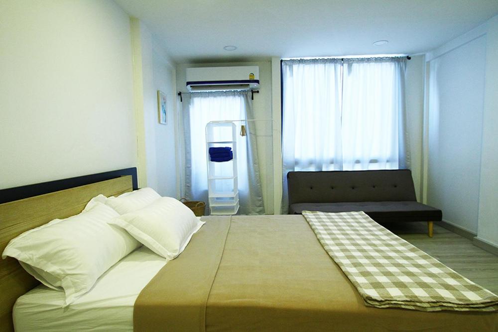 Deluxe Double Room with Extra Bed photo 3