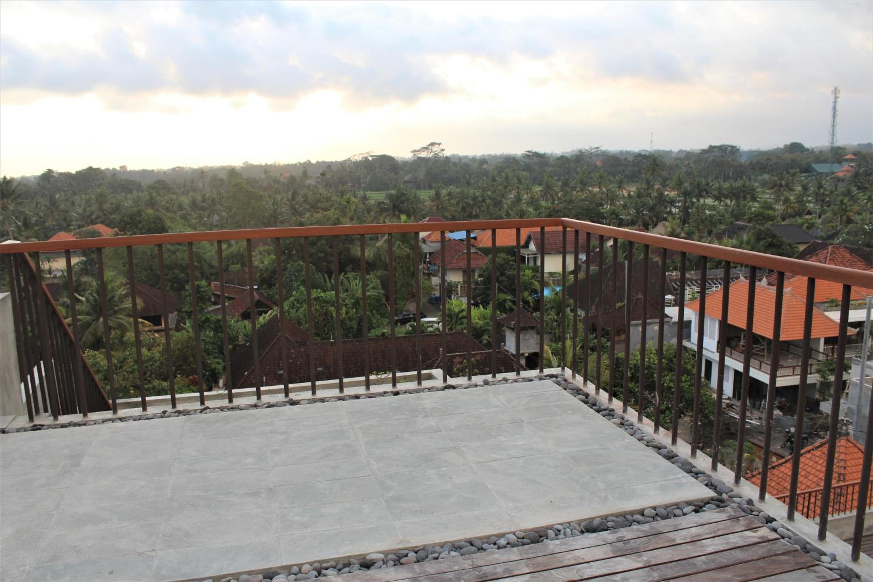 Suite with Pool View - Photo 50