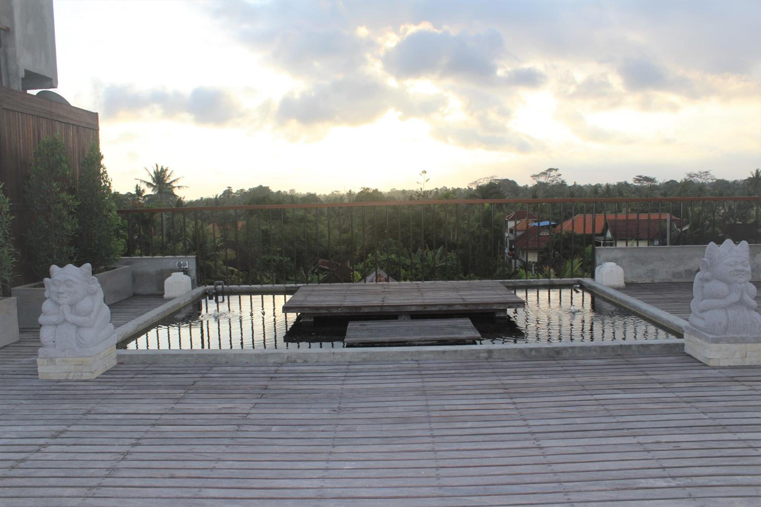 Suite with Pool View - Photo 47