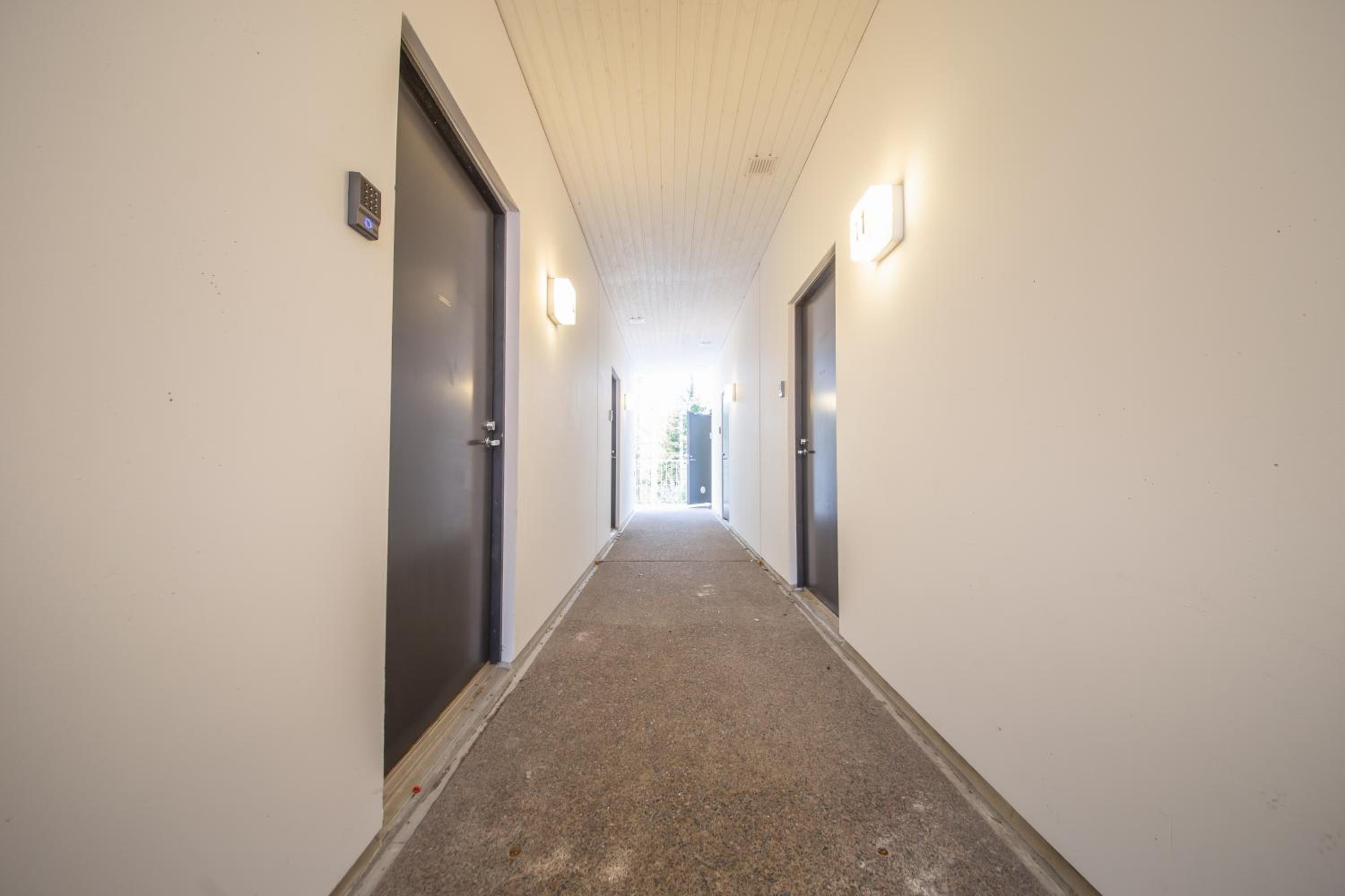 Studio Apartment photo 2