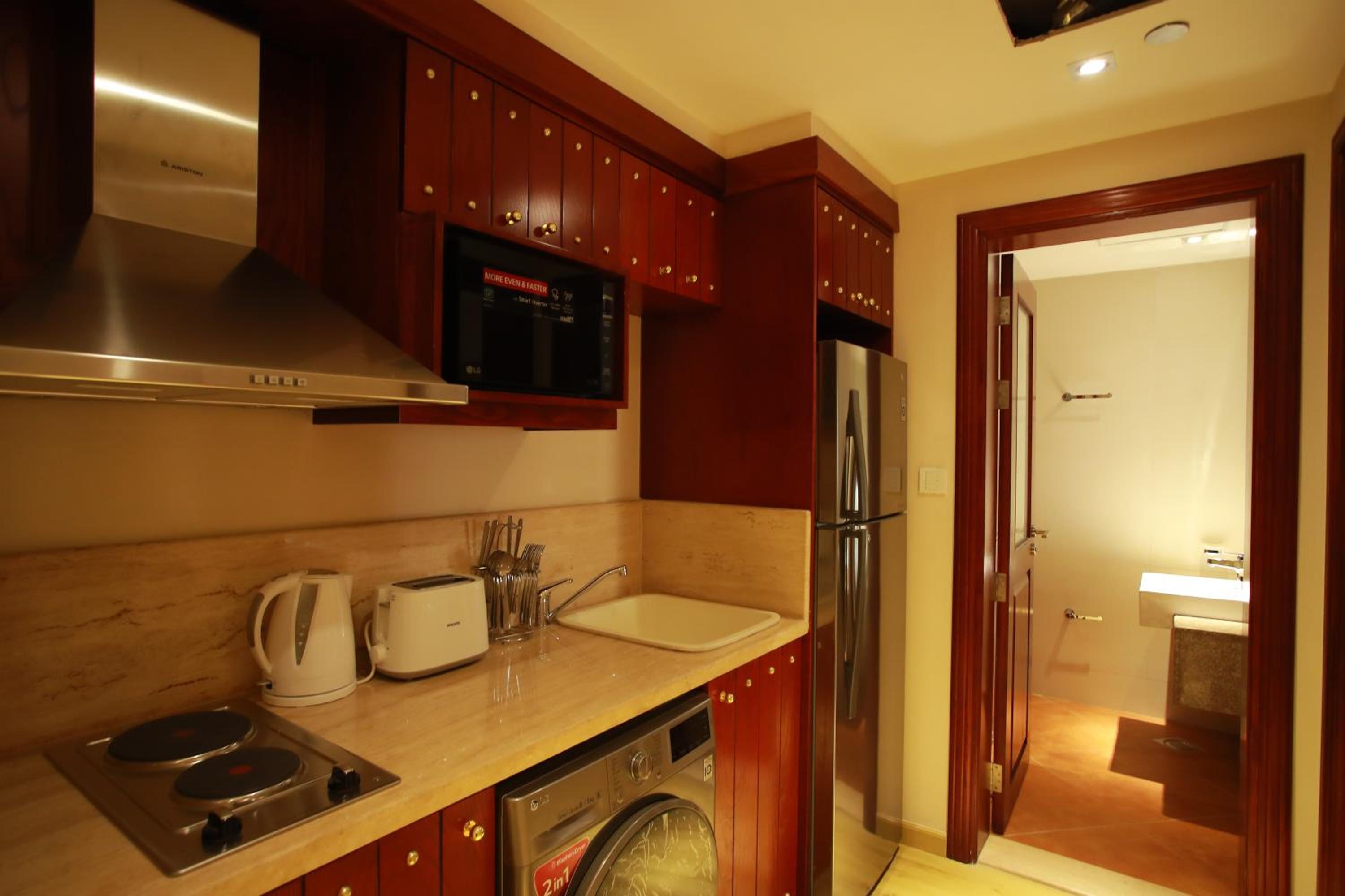 Two-Bedroom Apartment - Photo 7