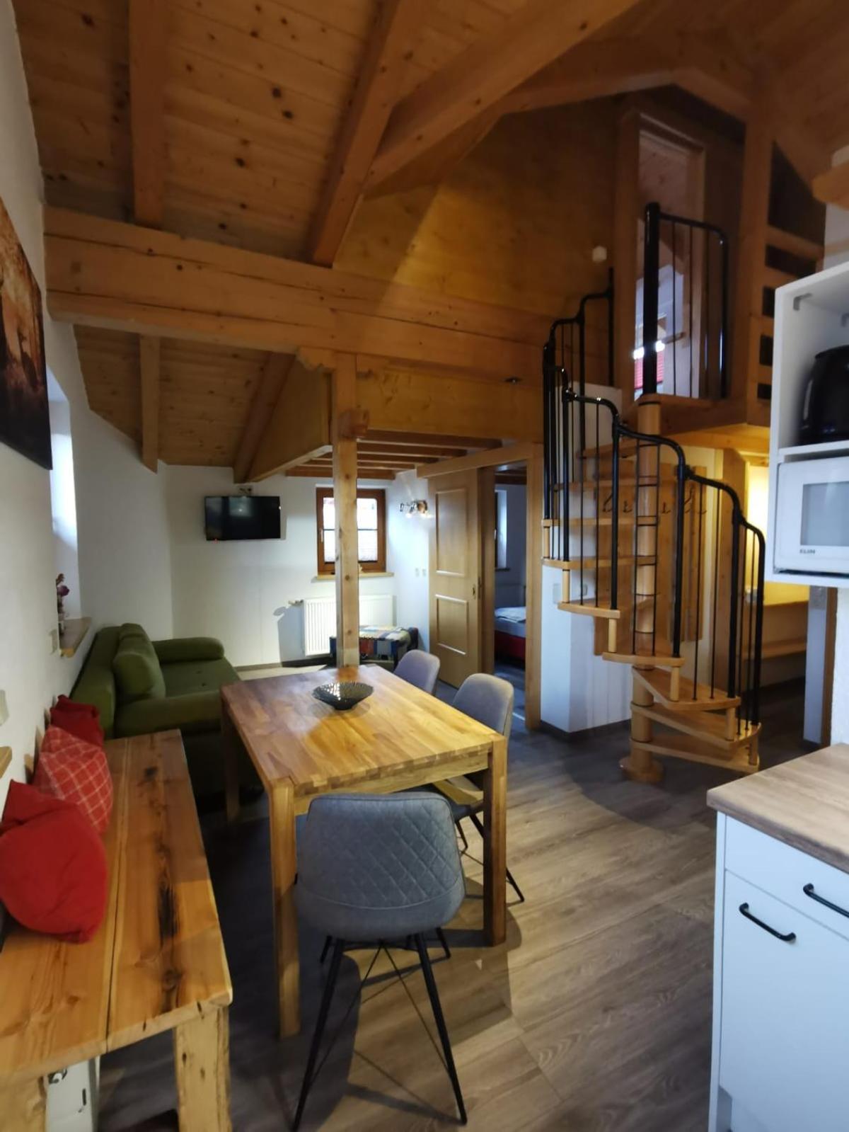 Duplex Two-Bedroom Apartment with Balcony photo 1