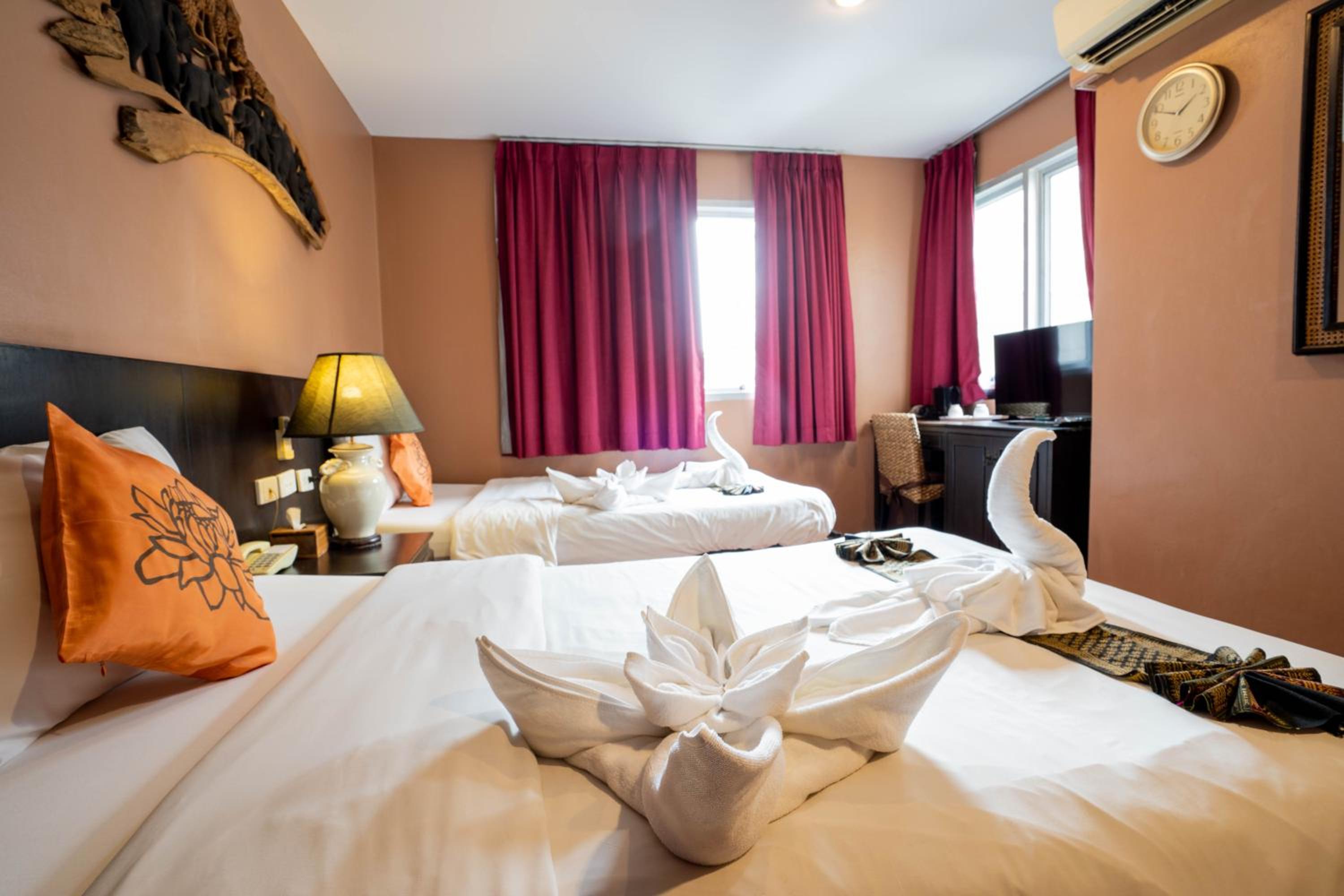 Standard Twin Room photo 2