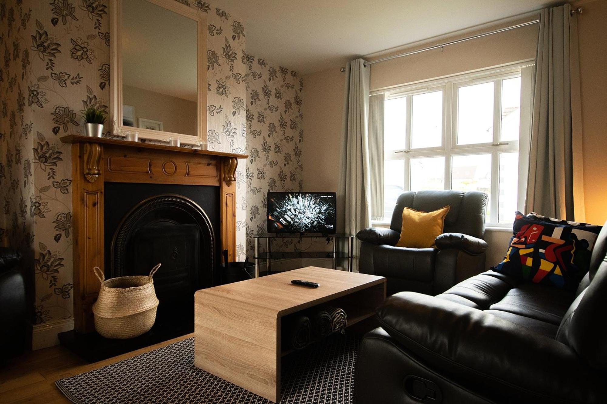Three-Bedroom House photo 1