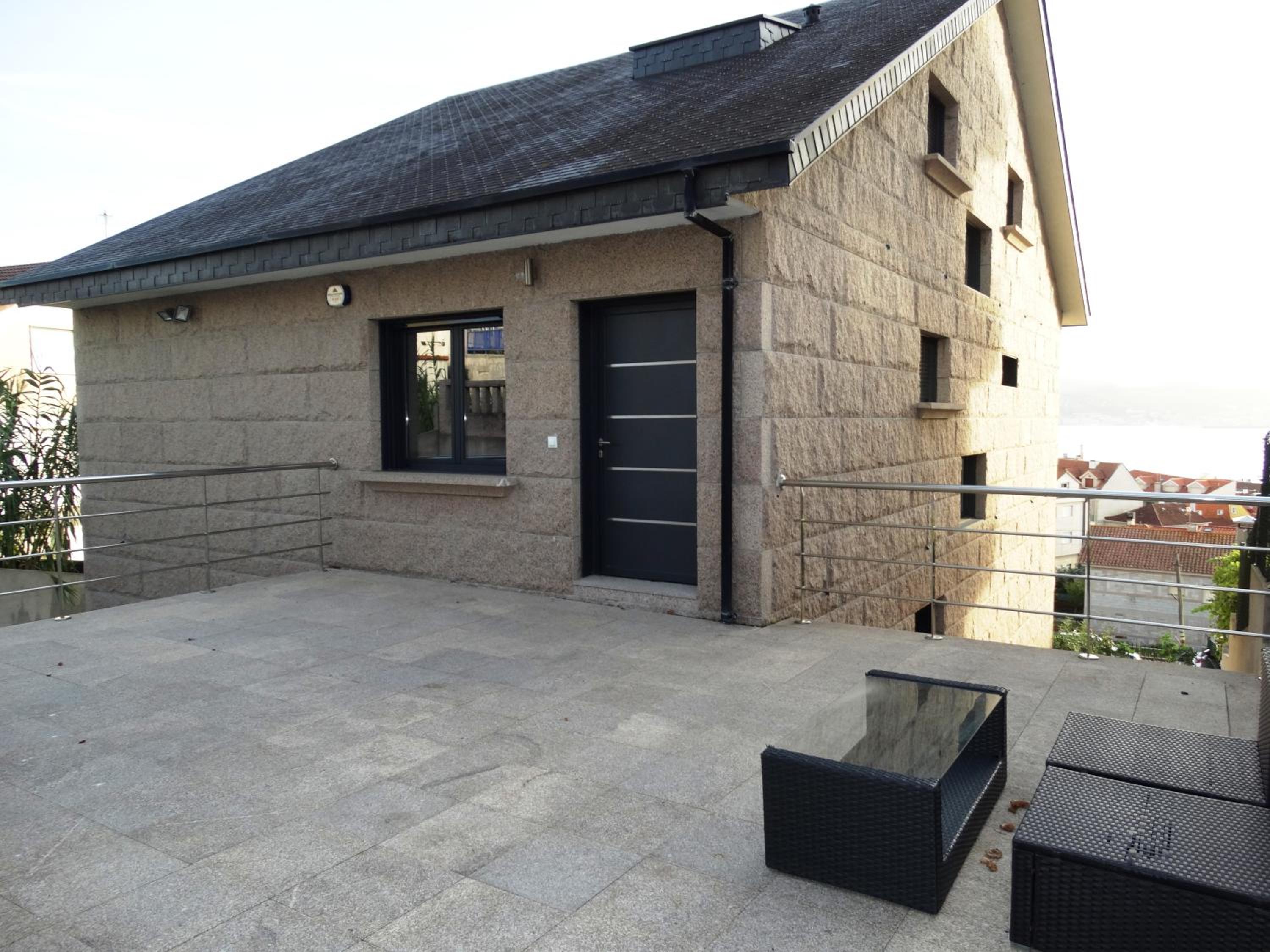 Maisonette photo 2