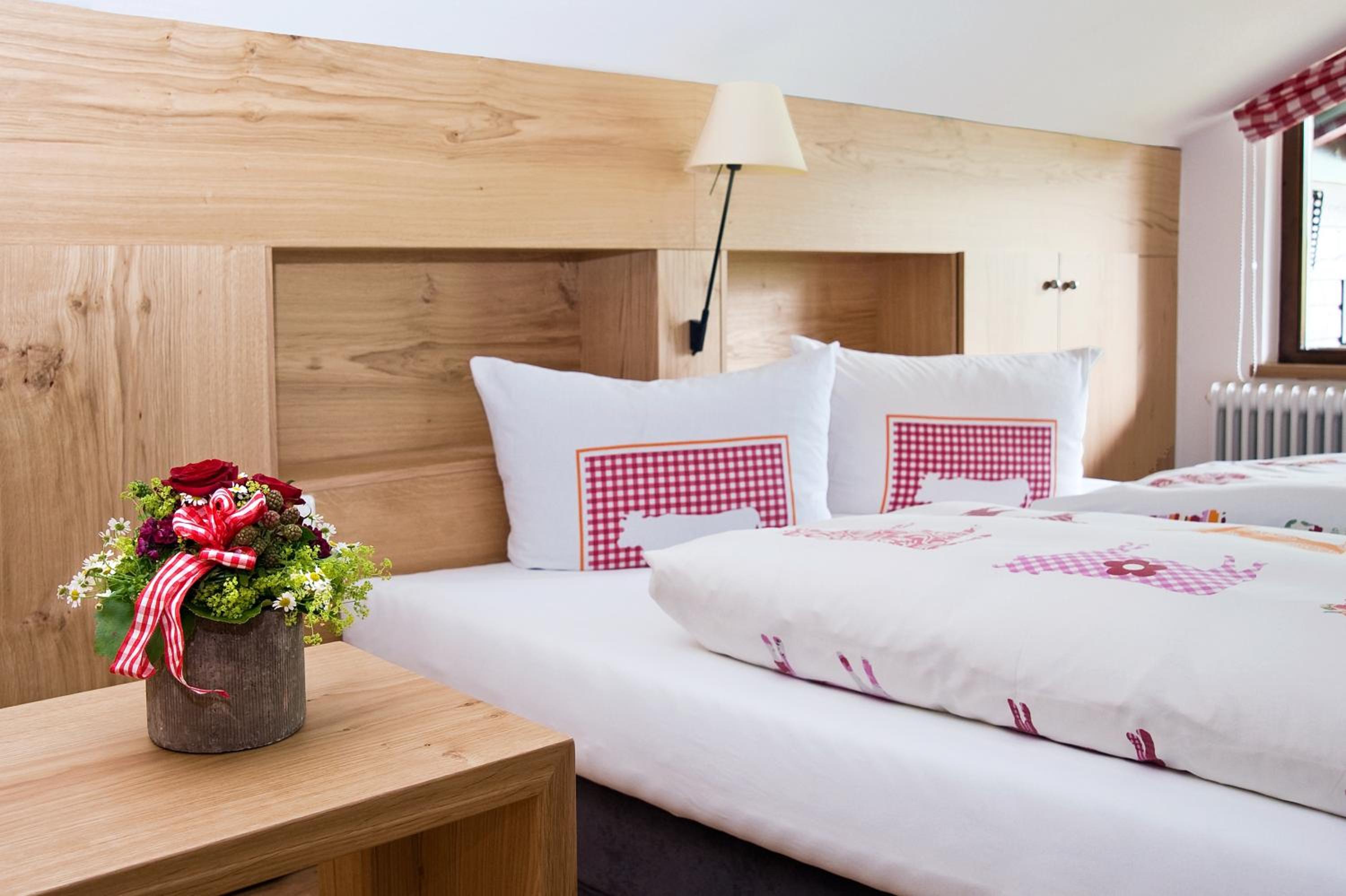 Premium Double Room with Balcony photo 2