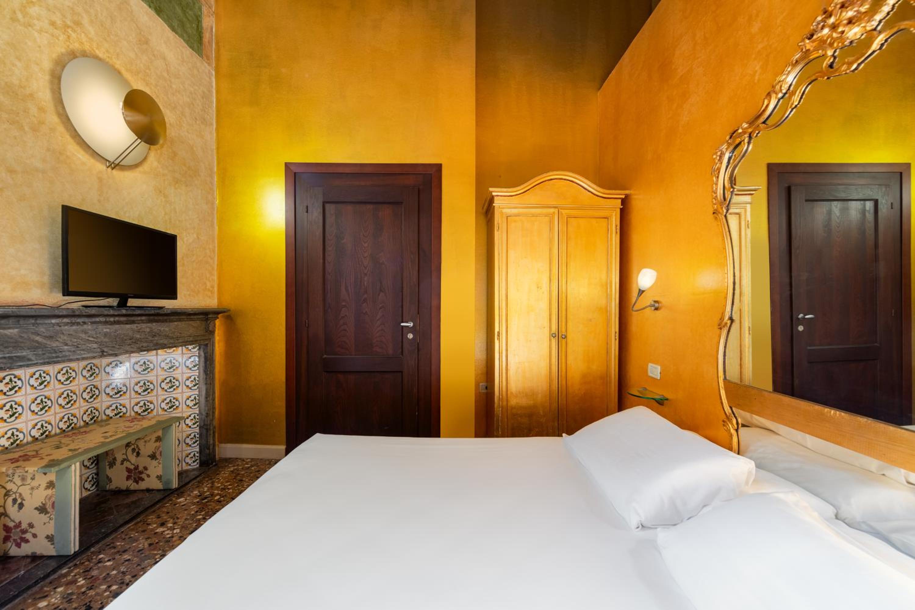 Superior Double Room photo 3