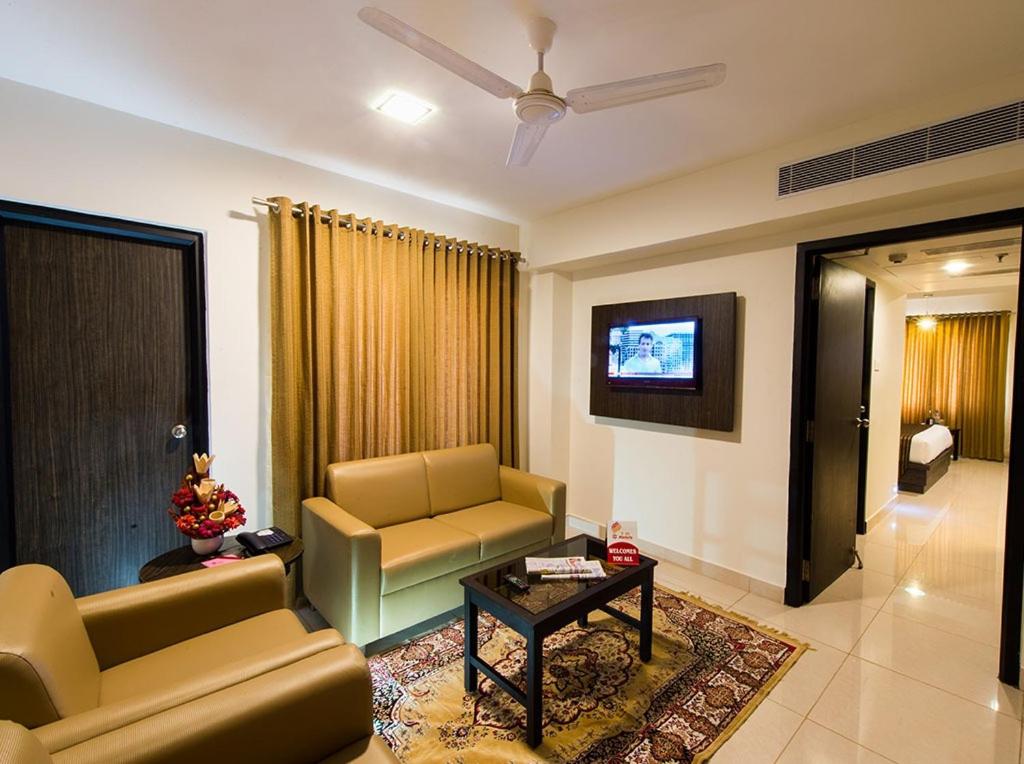 Twin Room - Photo 2