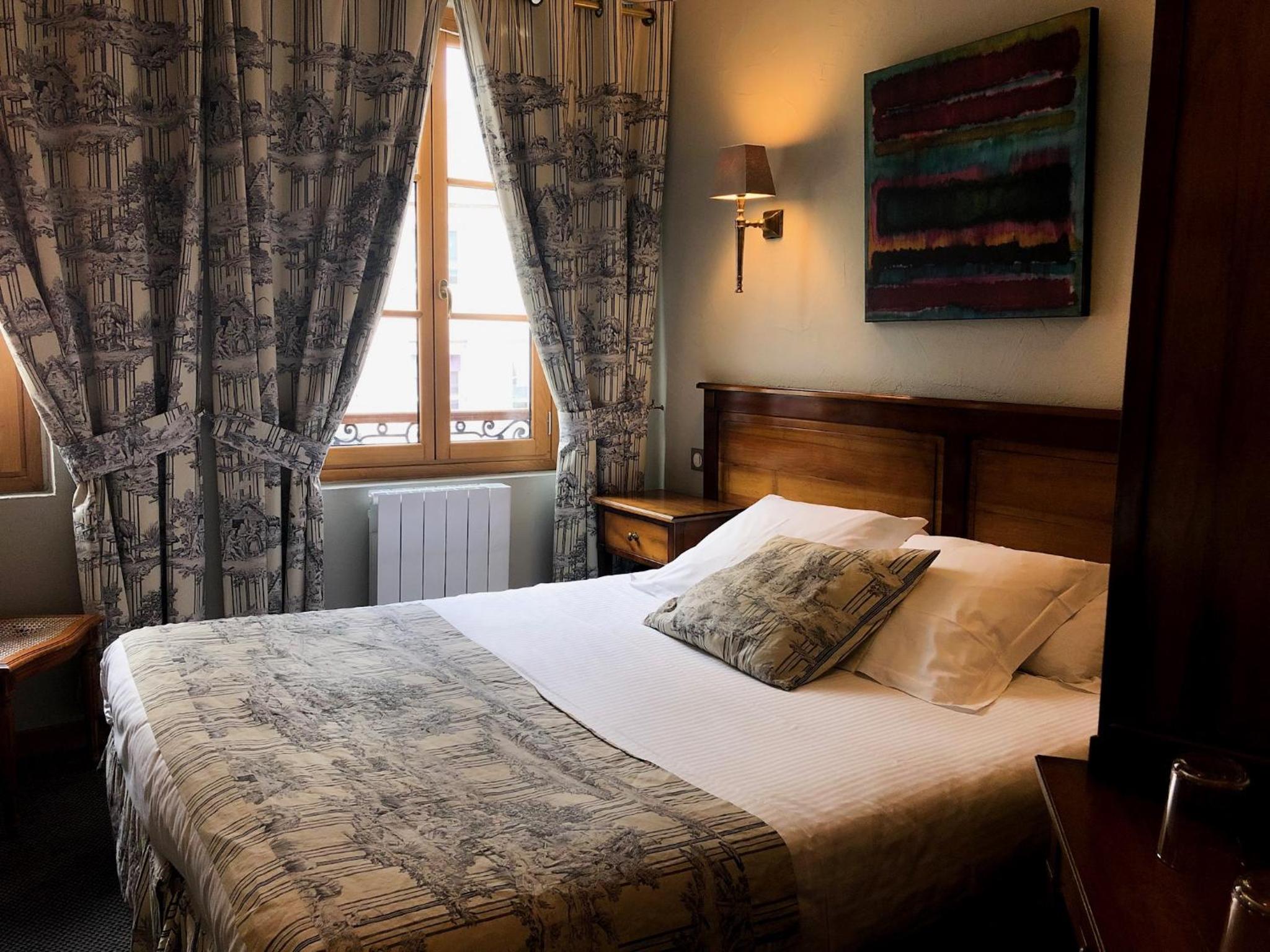 Standard Double Room - Photo 3