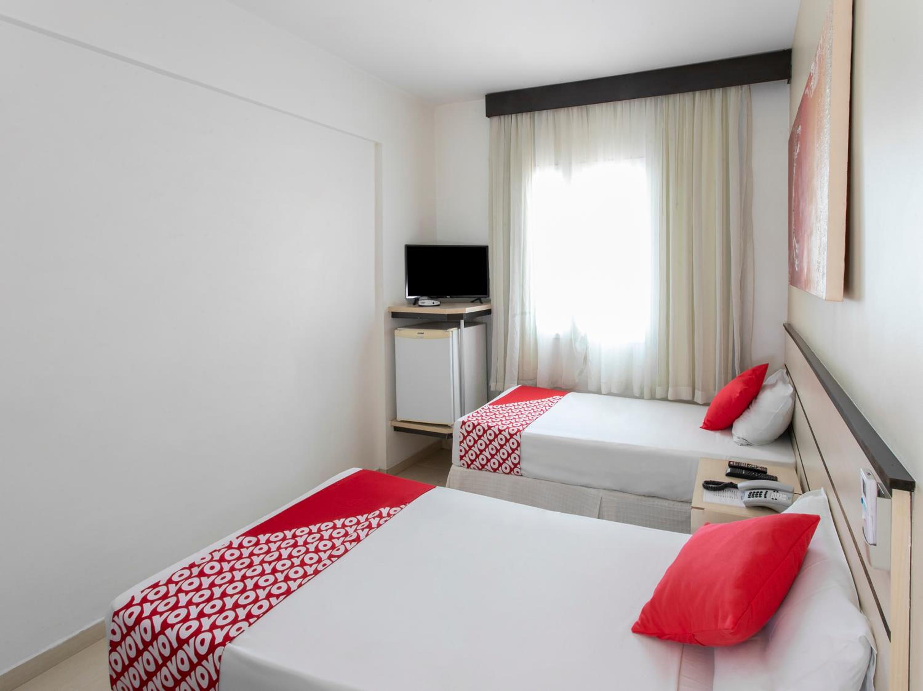 Standard Twin Room photo 2