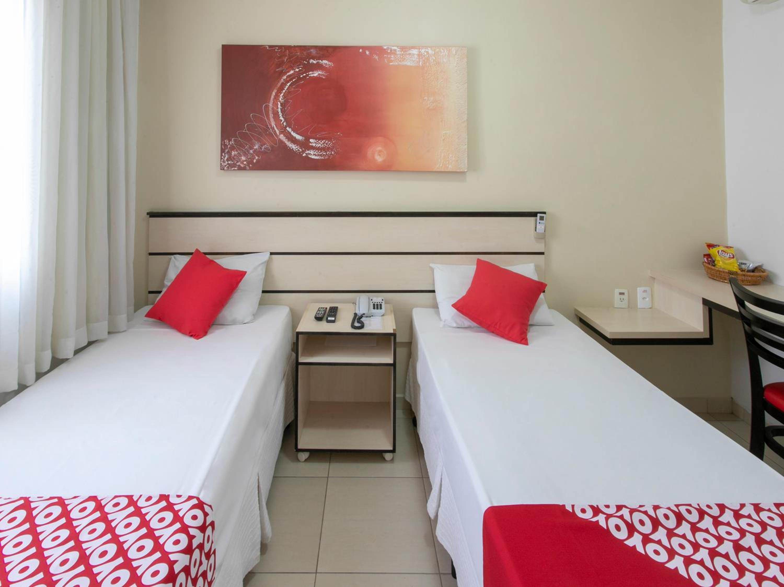 Standard Twin Room photo 3