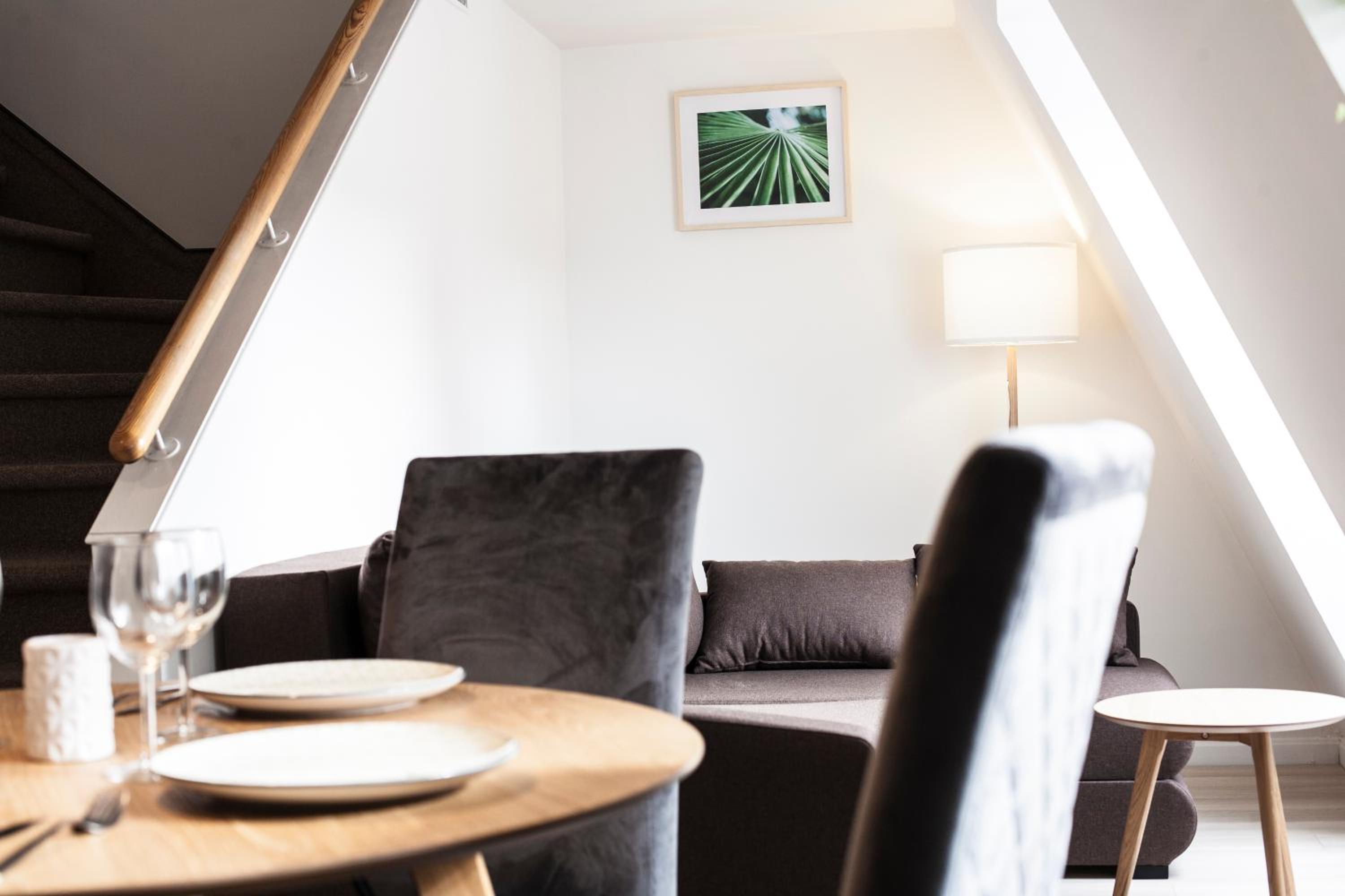 Apartment - Split Level - Photo 6