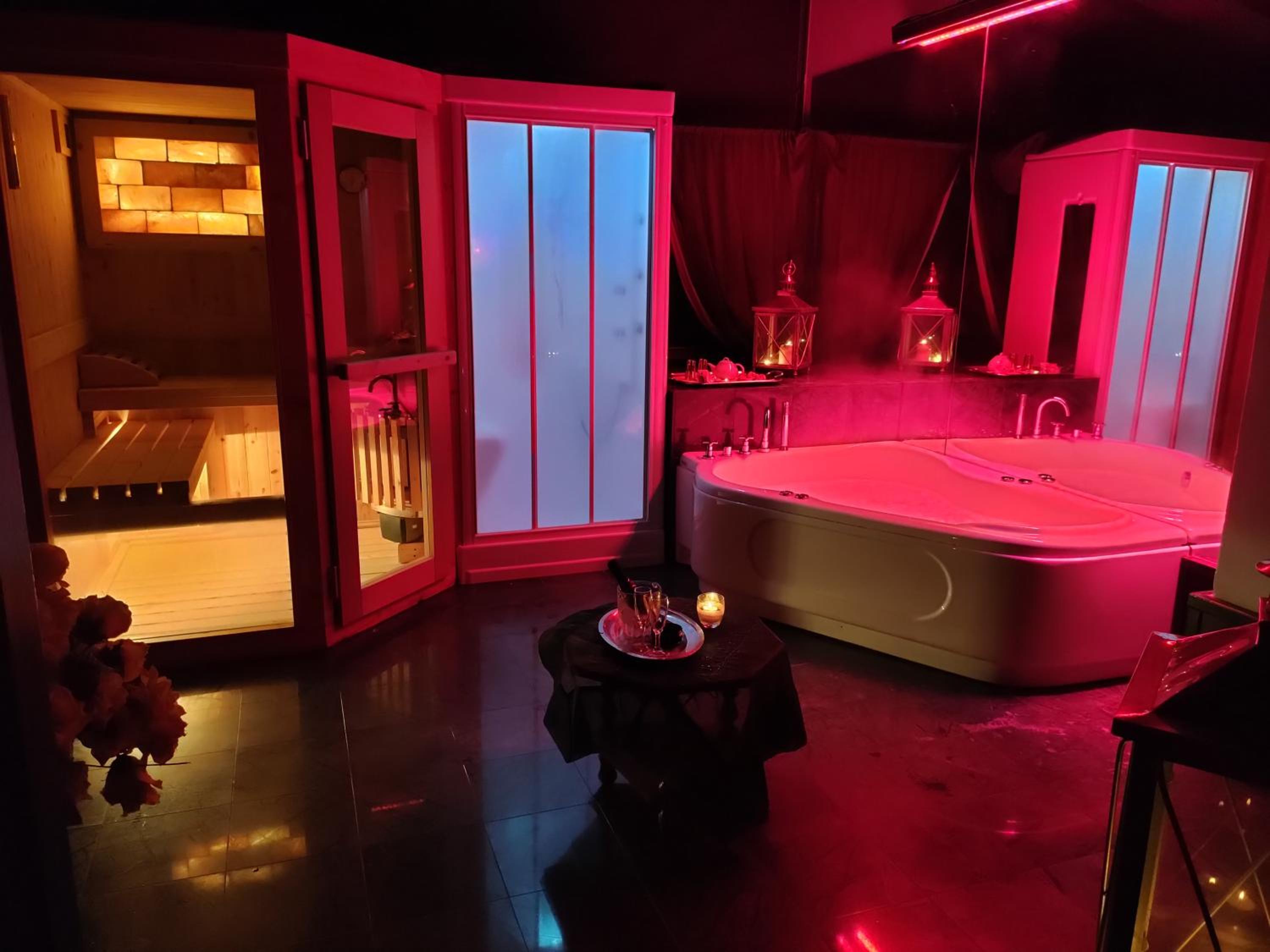 Double Room with Exclusive Spa Access photo 3