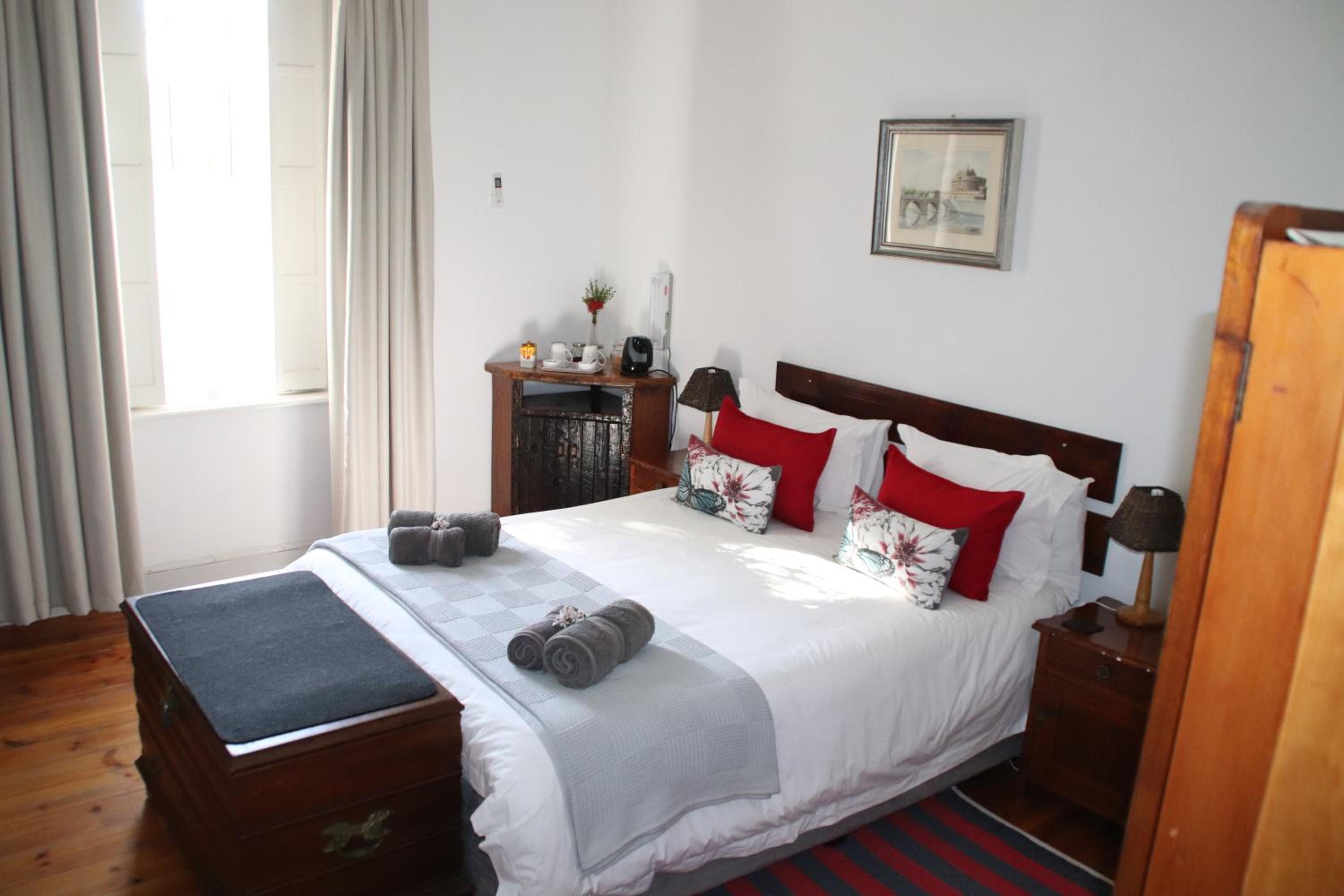 Queen Room photo 3