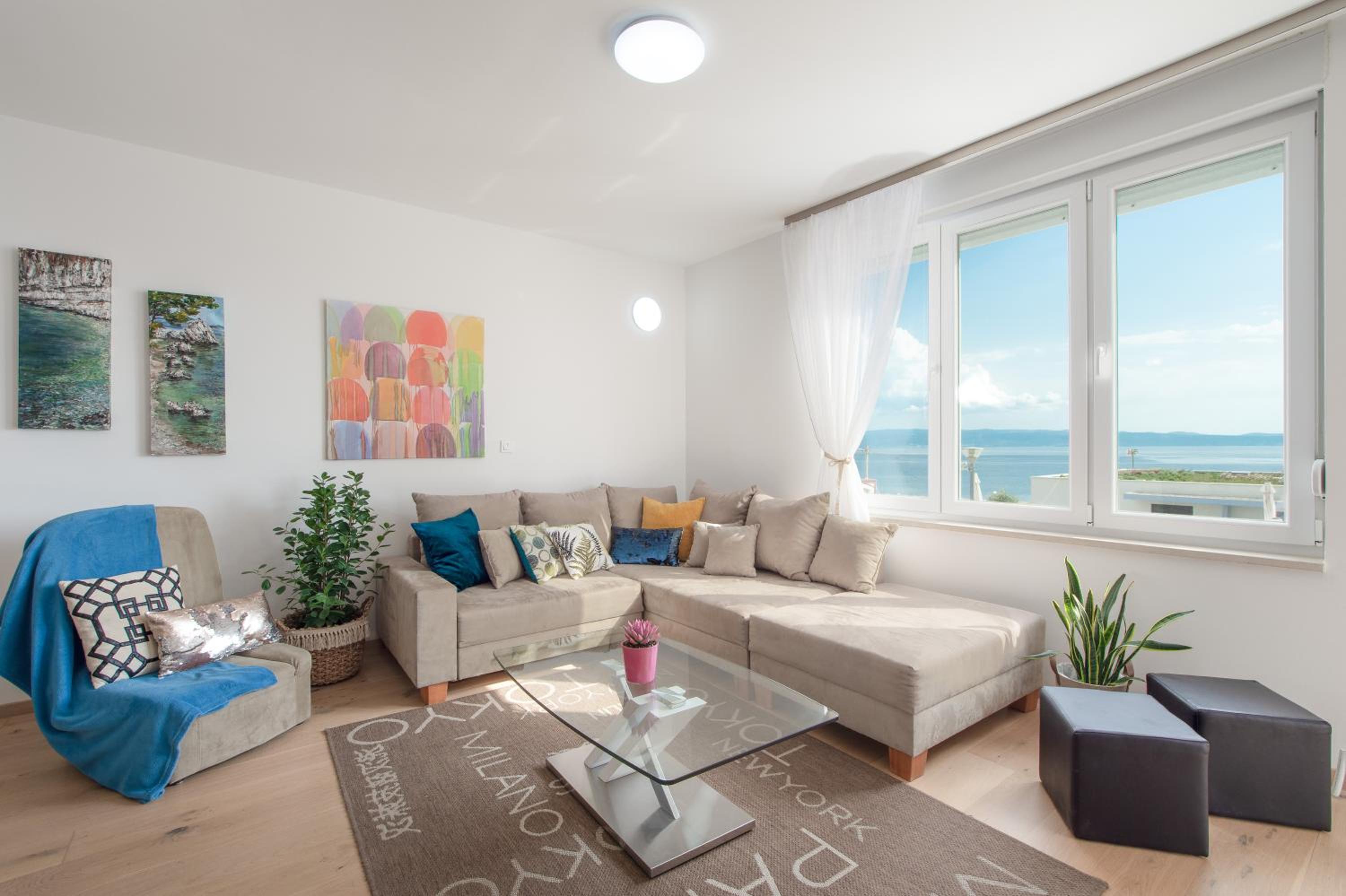 Apartment with Sea View