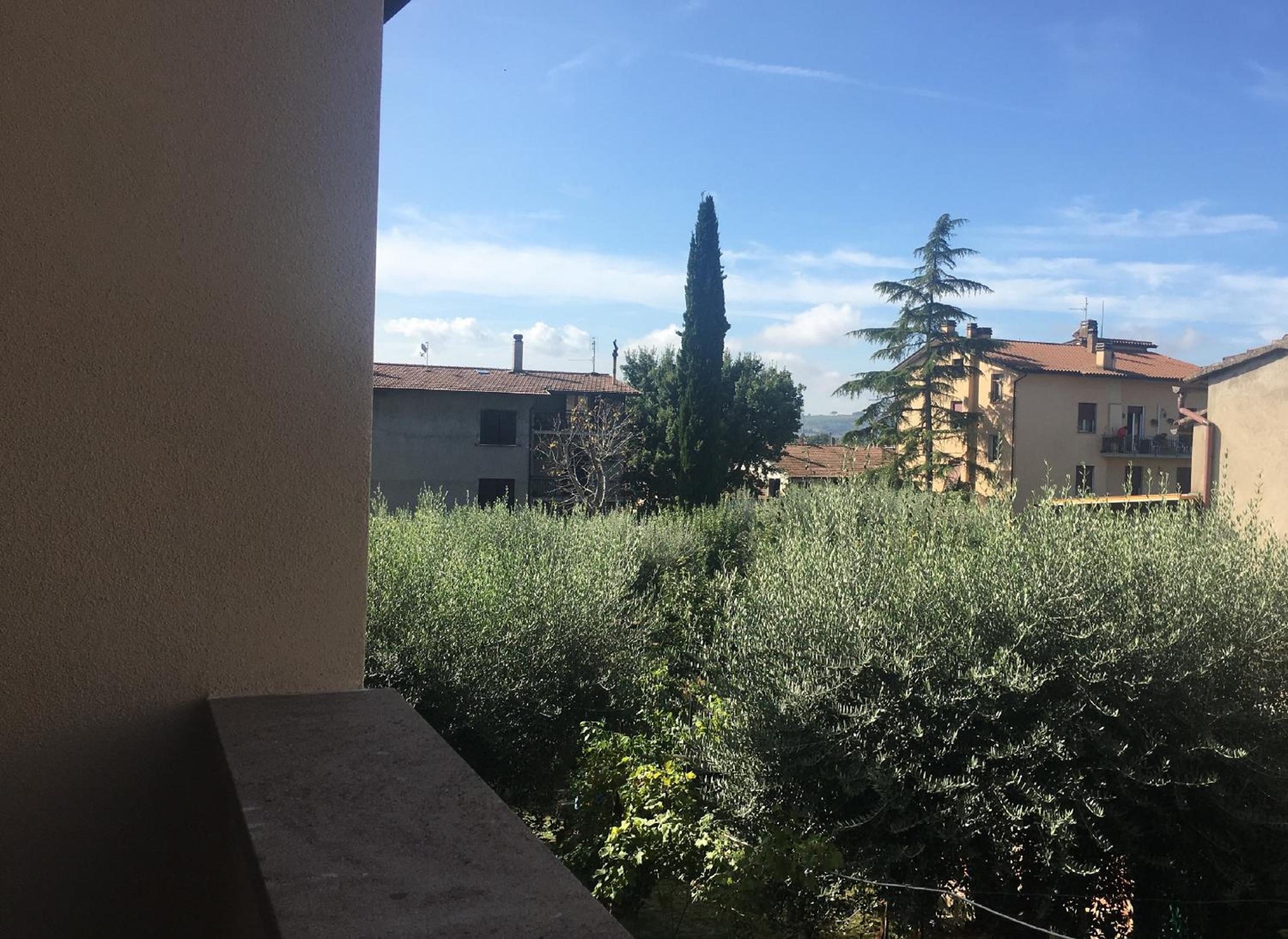 Double Room with Balcony - Photo 7
