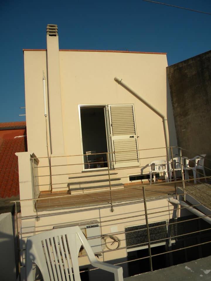 Apartment With Terrace photo 3