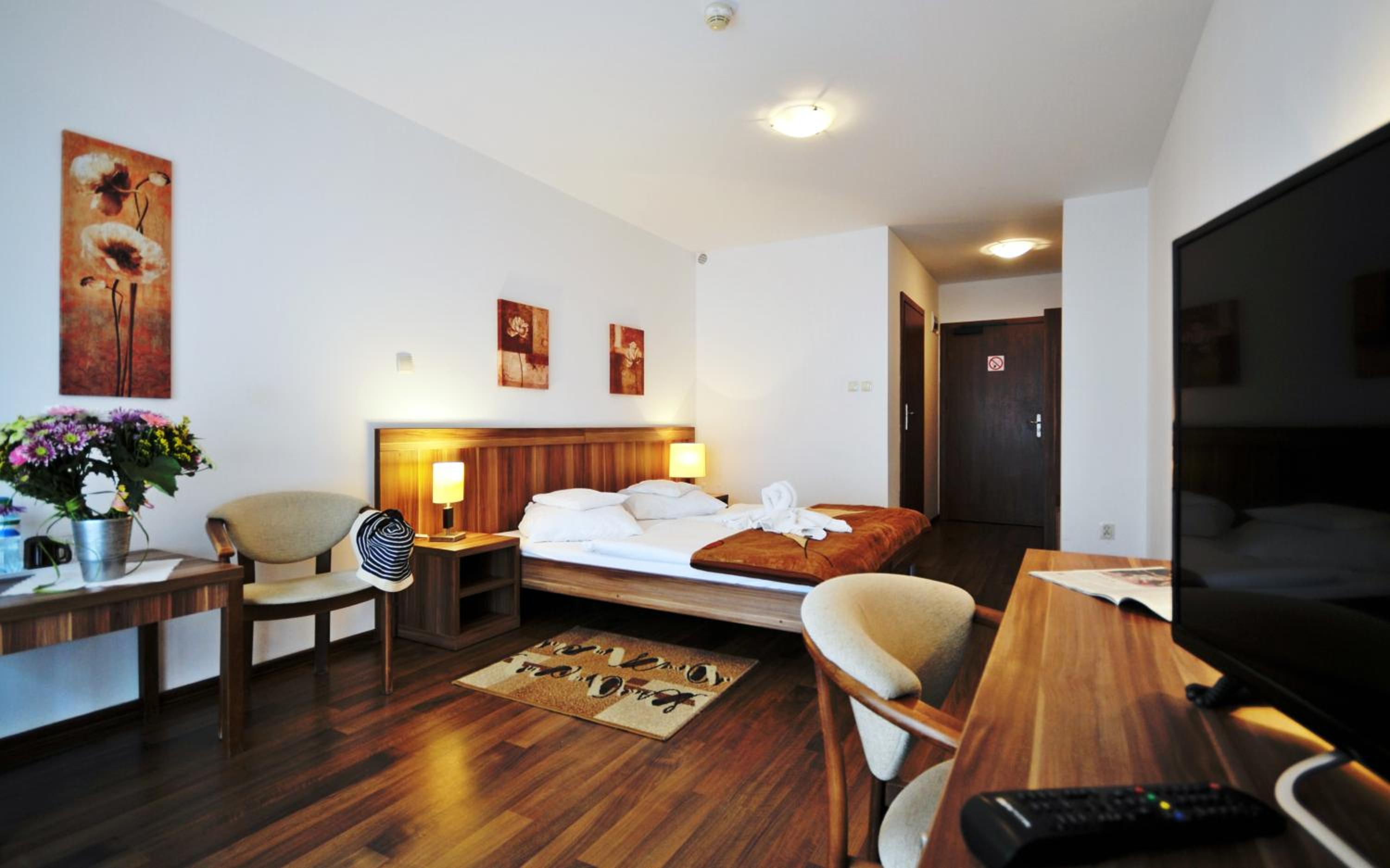 Double or Twin Room photo 1