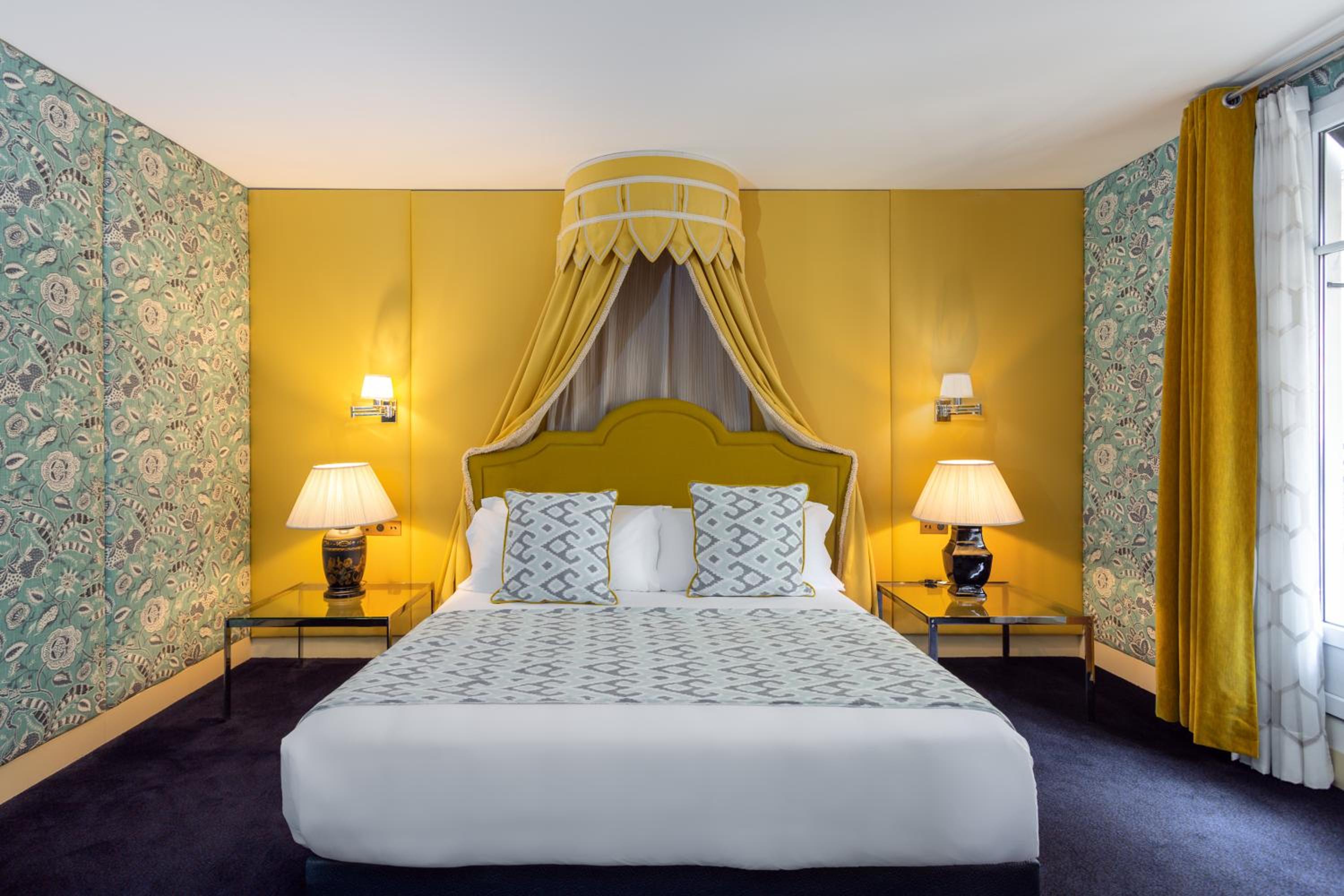 Junior Suite with Balcony photo 1