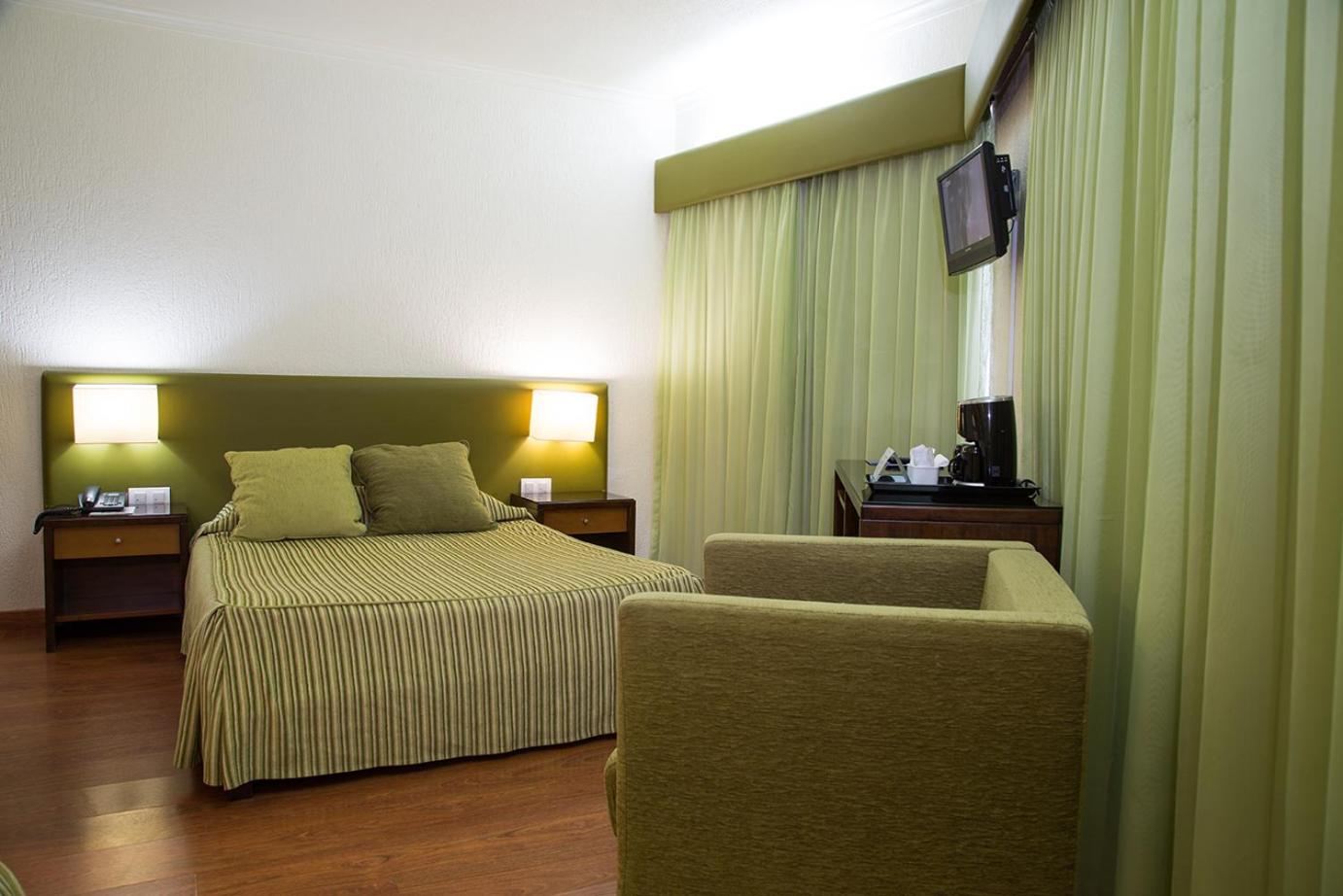 Triple Room - Photo 10
