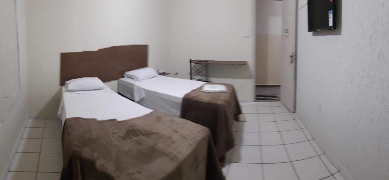Large Twin Room photo 2