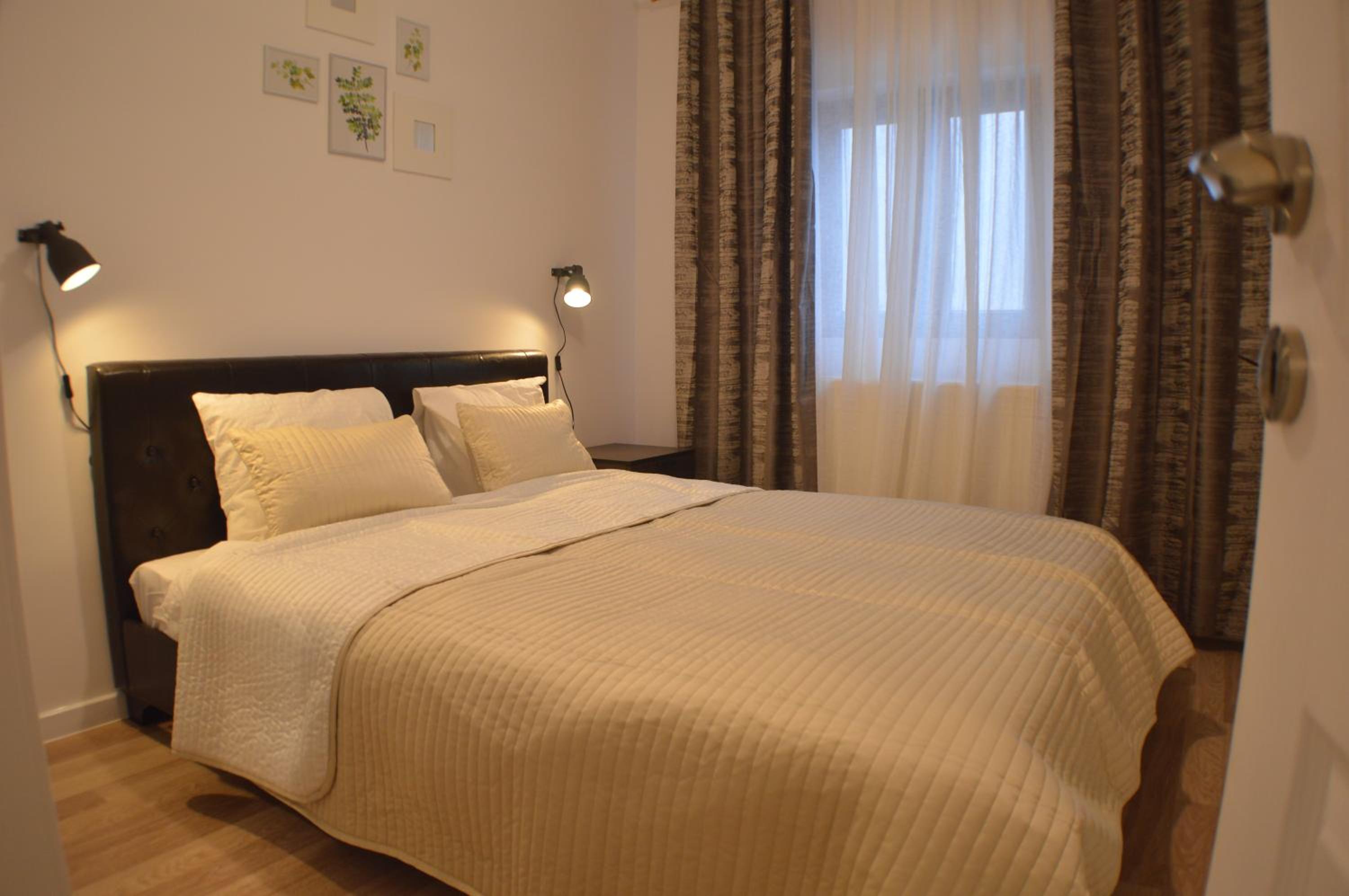 Two-Bedroom Apartment - Photo 1