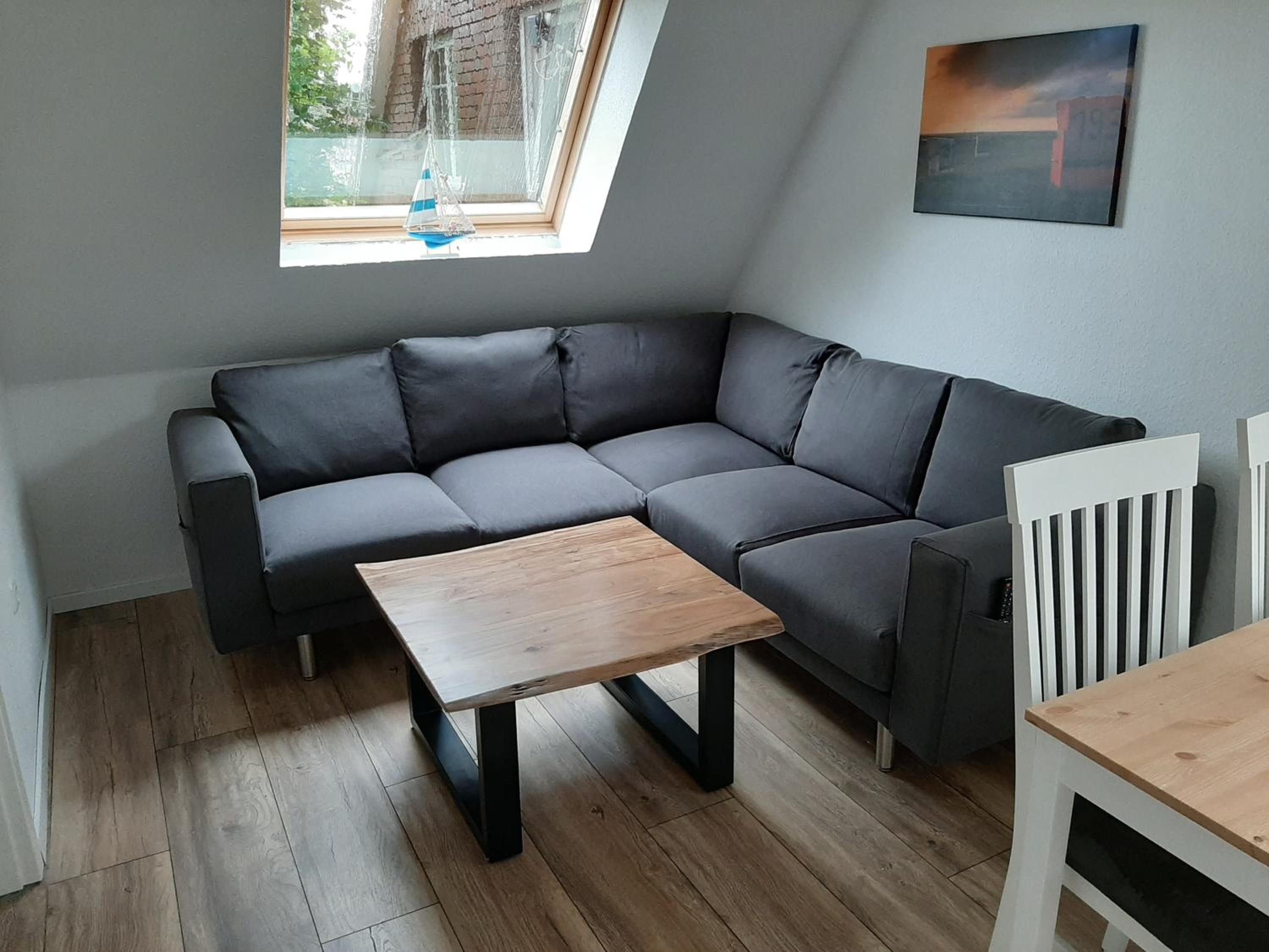 Three-Bedroom Apartment photo 3