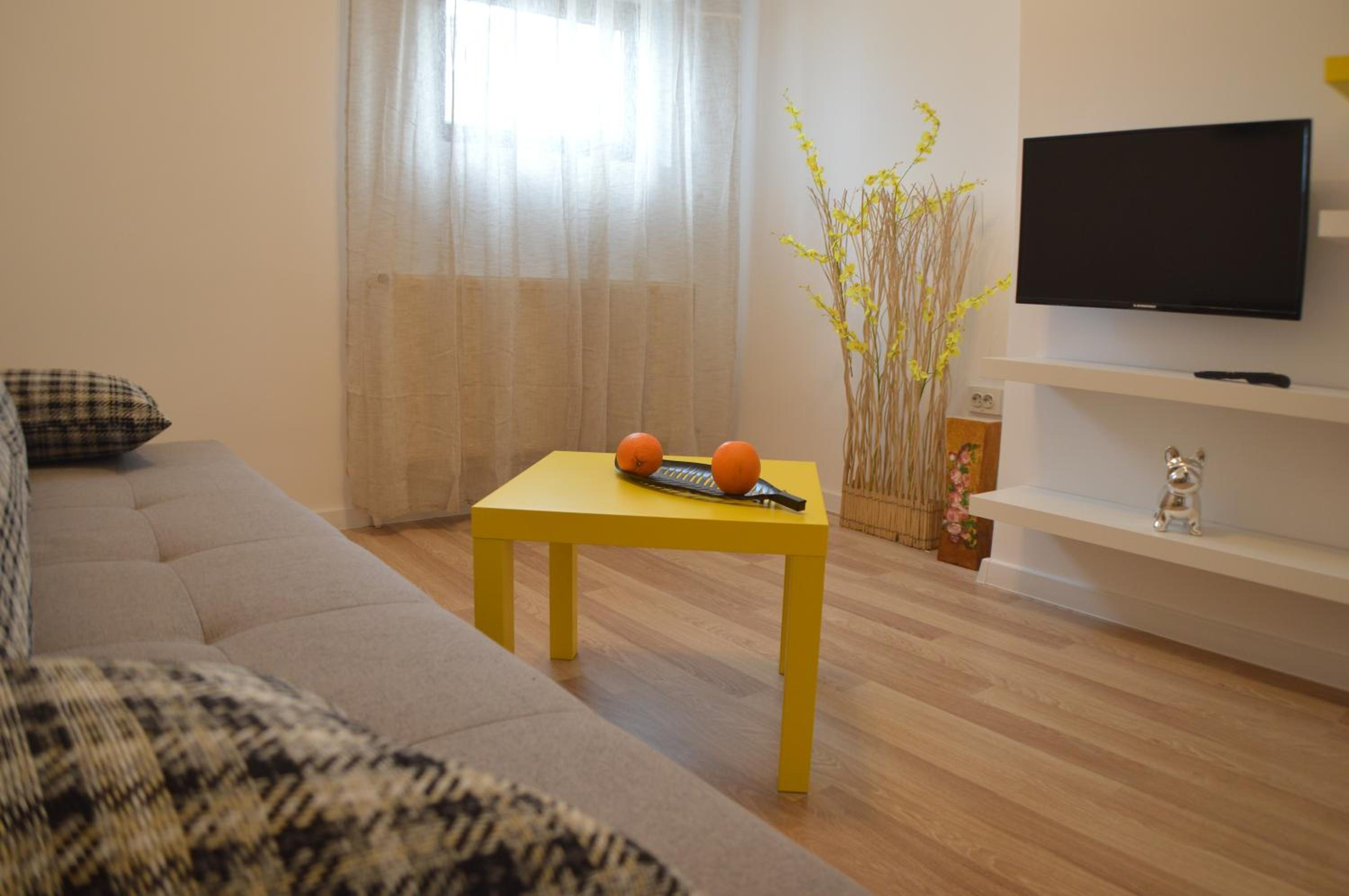 Two-Bedroom Apartment - Photo 7