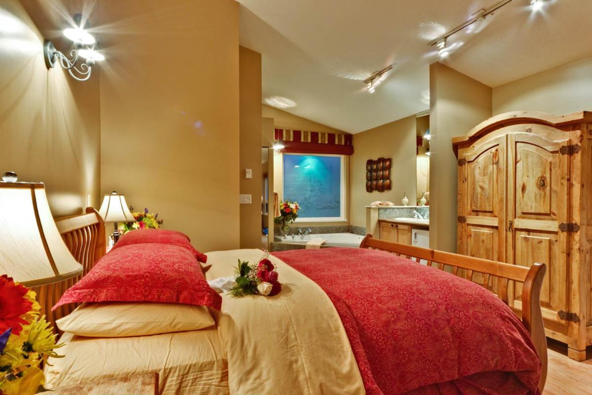 Queen Suite with Garden View photo 2