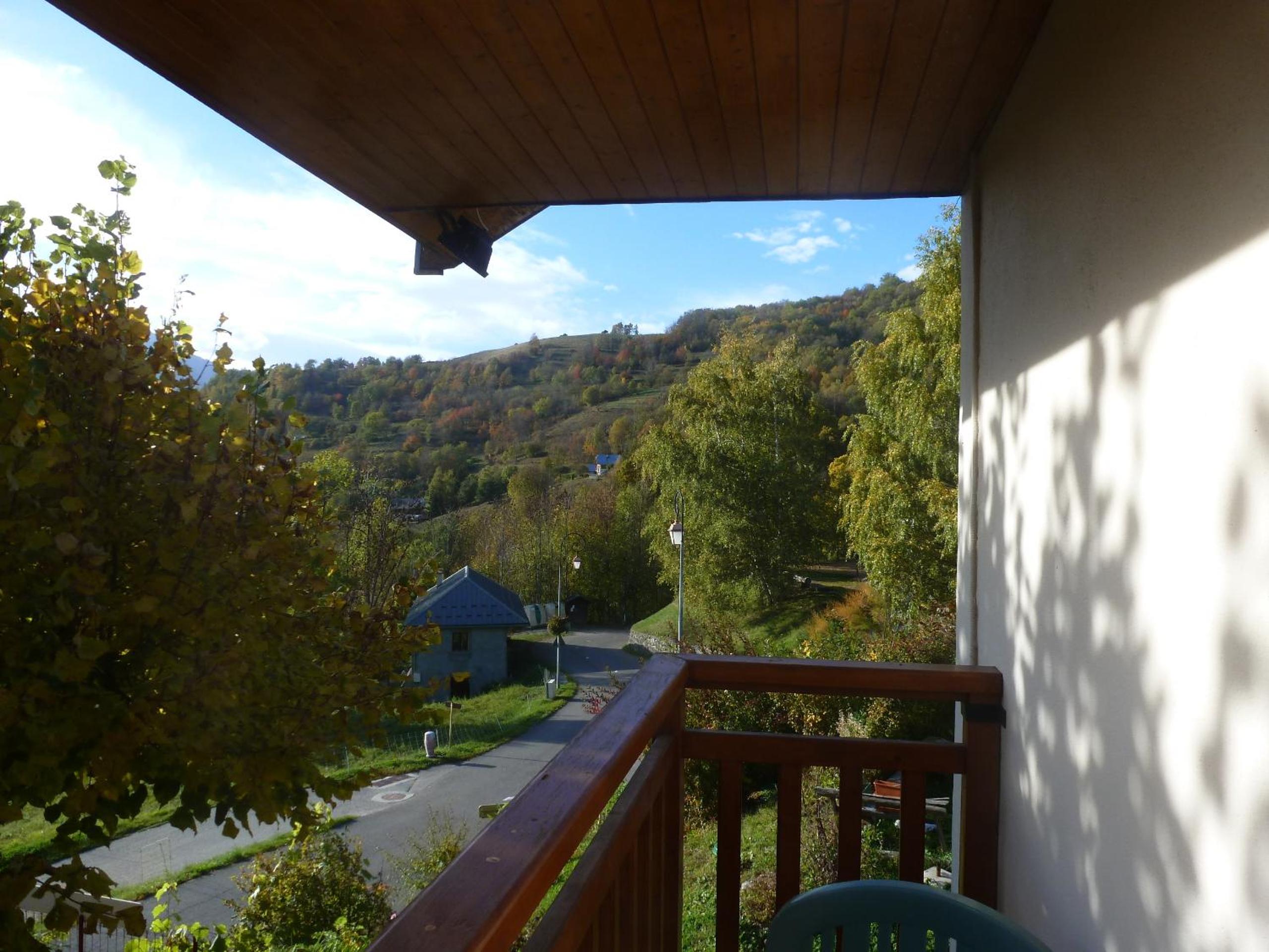 Double or Twin Room with Mountain View photo 3
