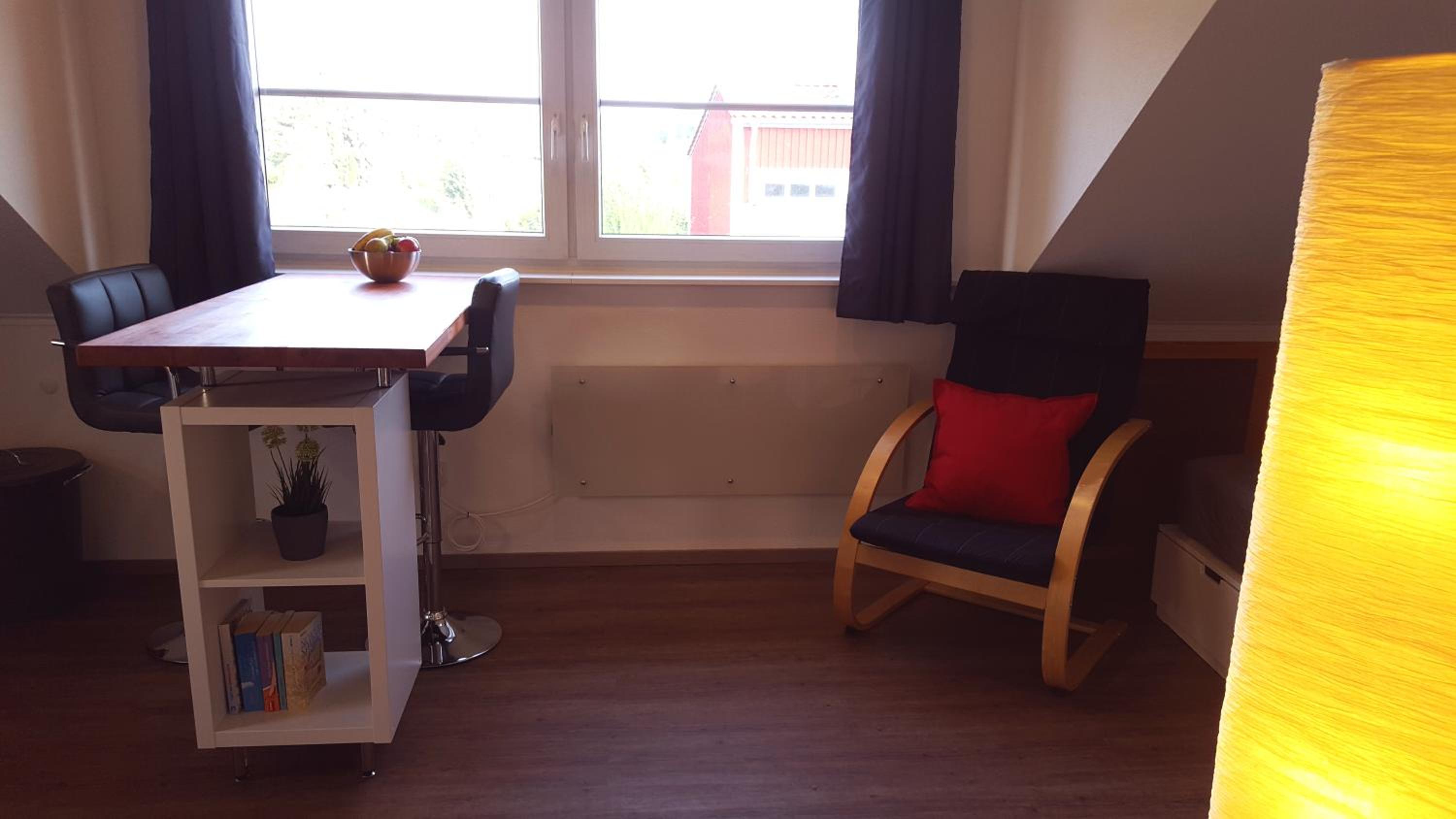 One-Bedroom Apartment photo 1